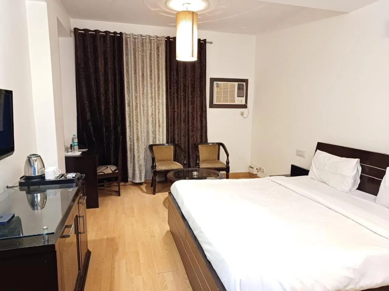 Bedroom, Bed in Skylark Hotel by Gabrian Hotels