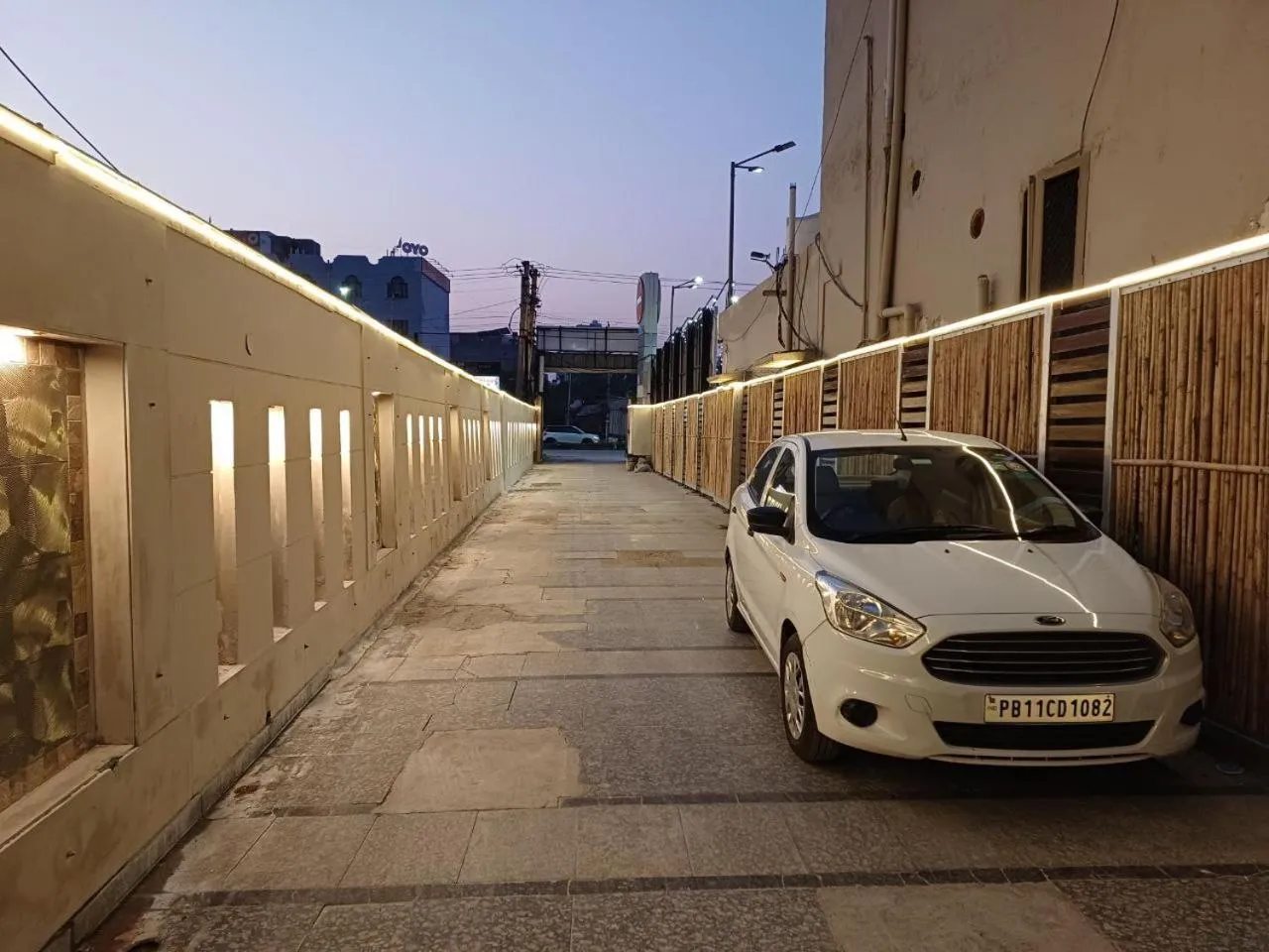 Parking in Skylark Hotel by Gabrian Hotels