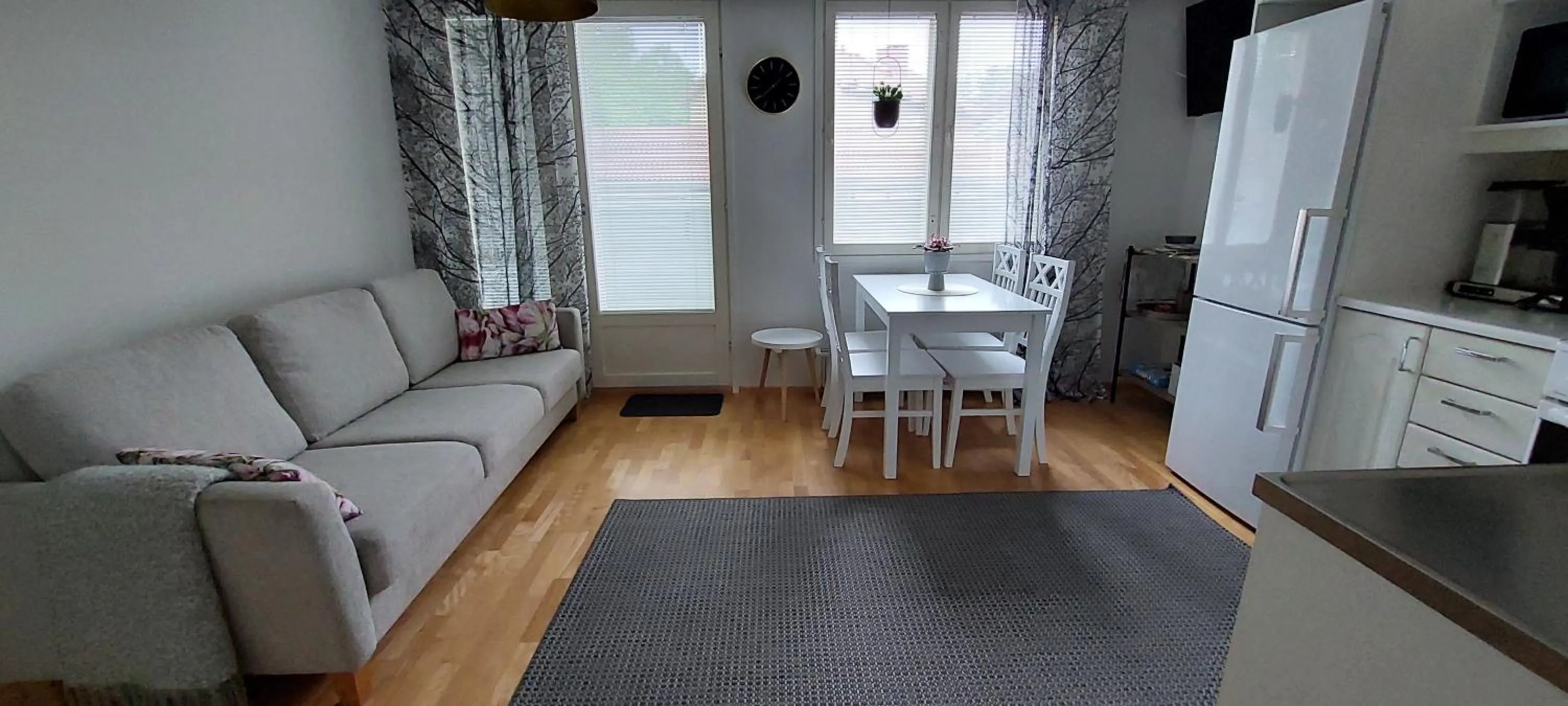 Kitchen or kitchenette in Reissupesä