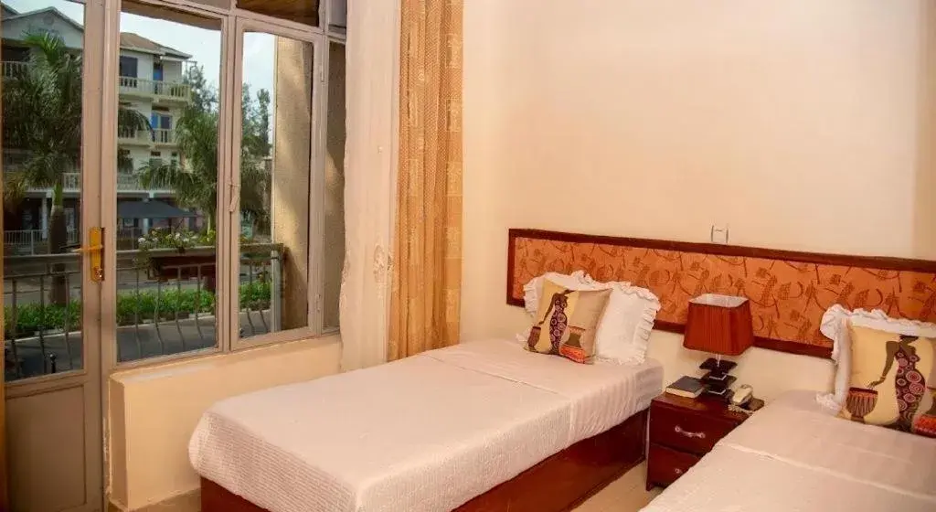 Twin Room with Balcony - single occupancy in Hotel Greenwich Twin Room with Balcony - single occupancy in Hotel Greenwich