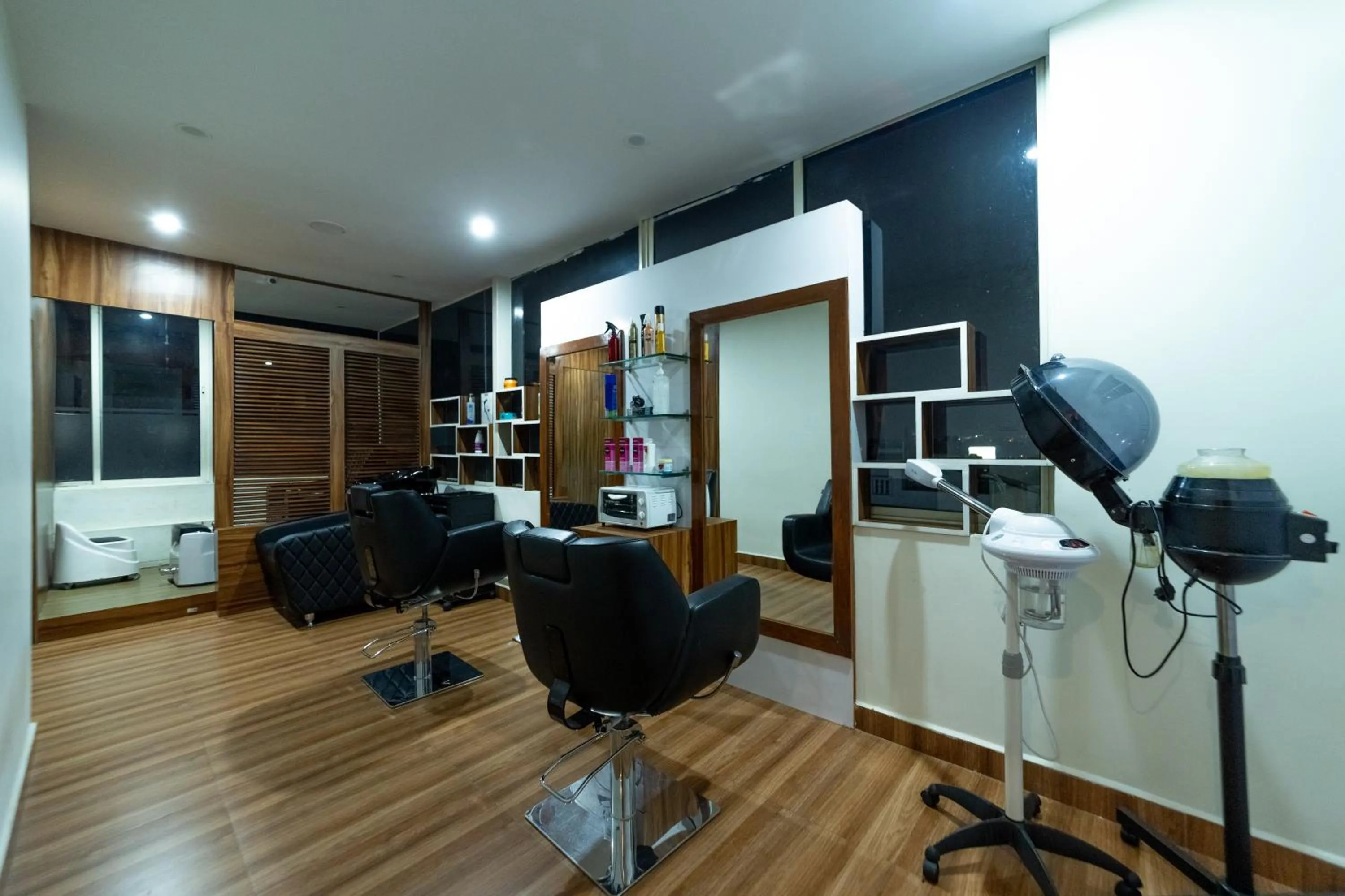 Spa and wellness centre/facilities in Tetrad Hotels - International Airport Road Hebbal