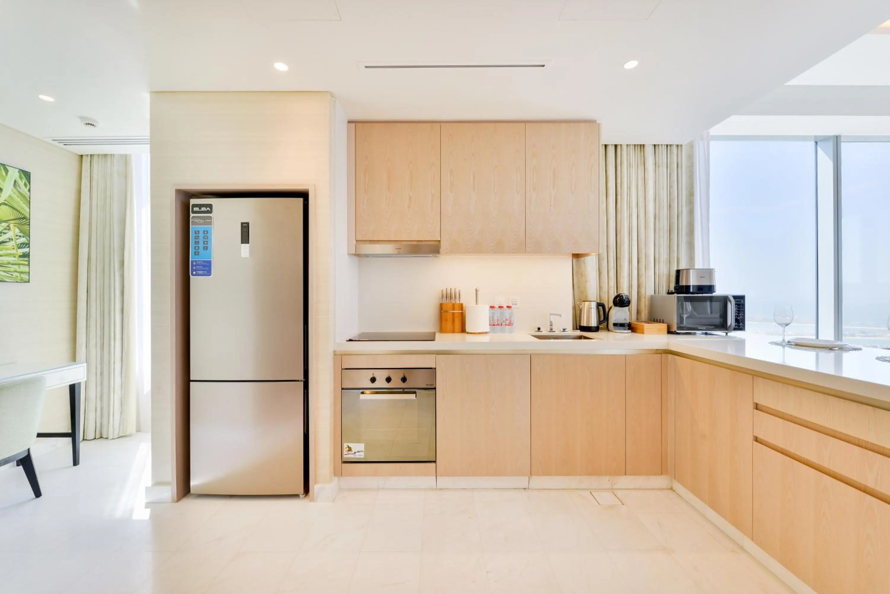 Kitchen or kitchenette in Ultra Luxury Palm Tower with Shared Hotel Facilities