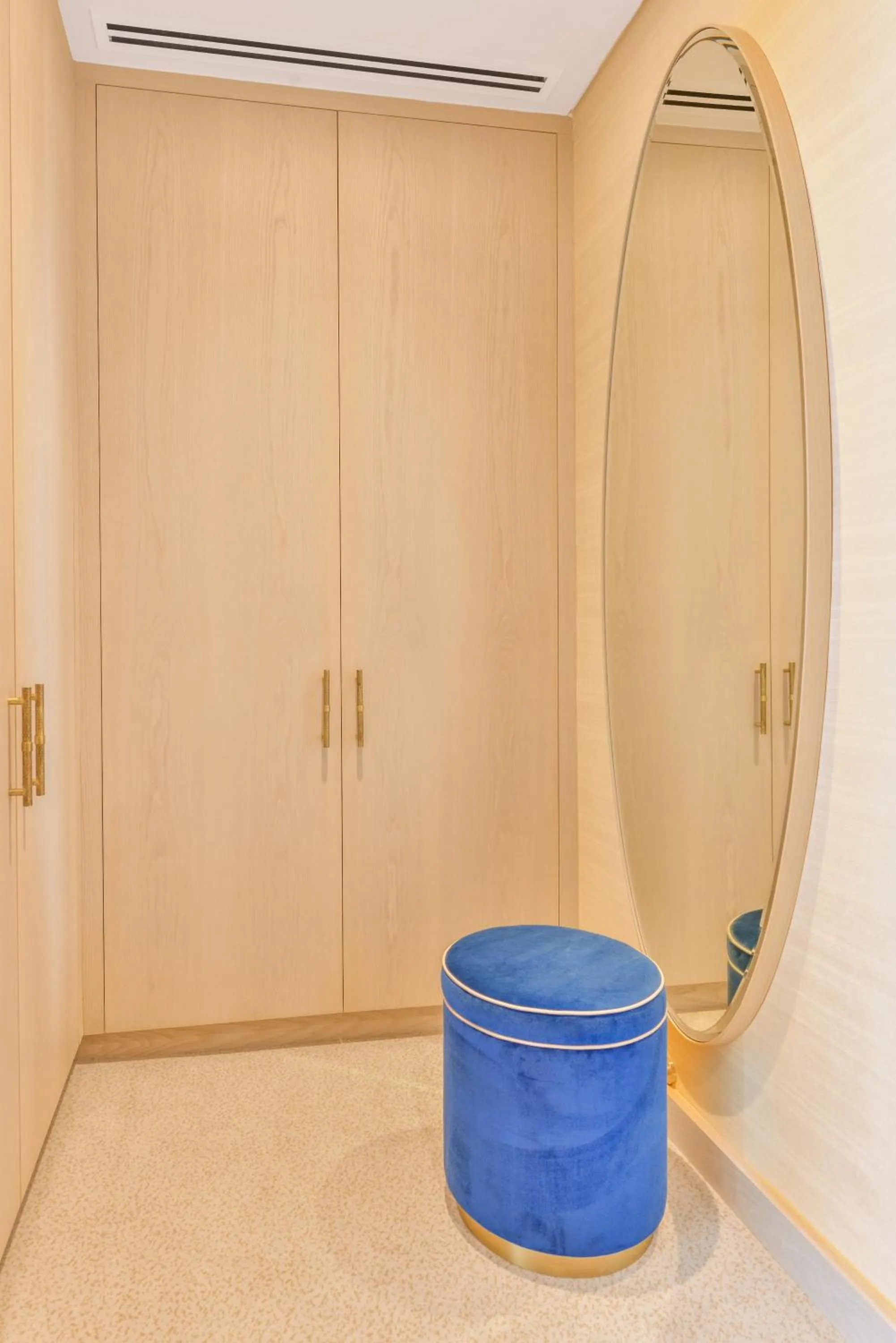 wardrobe in Ultra Luxury Palm Tower with Shared Hotel Facilities