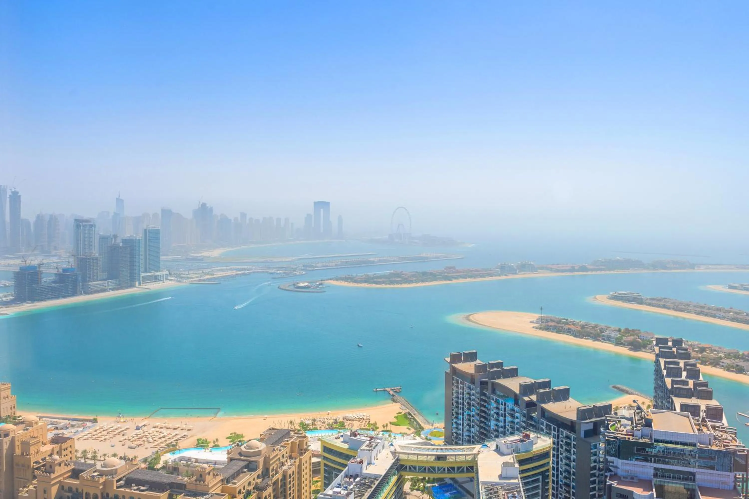 Sea view in Ultra Luxury Palm Tower with Shared Hotel Facilities