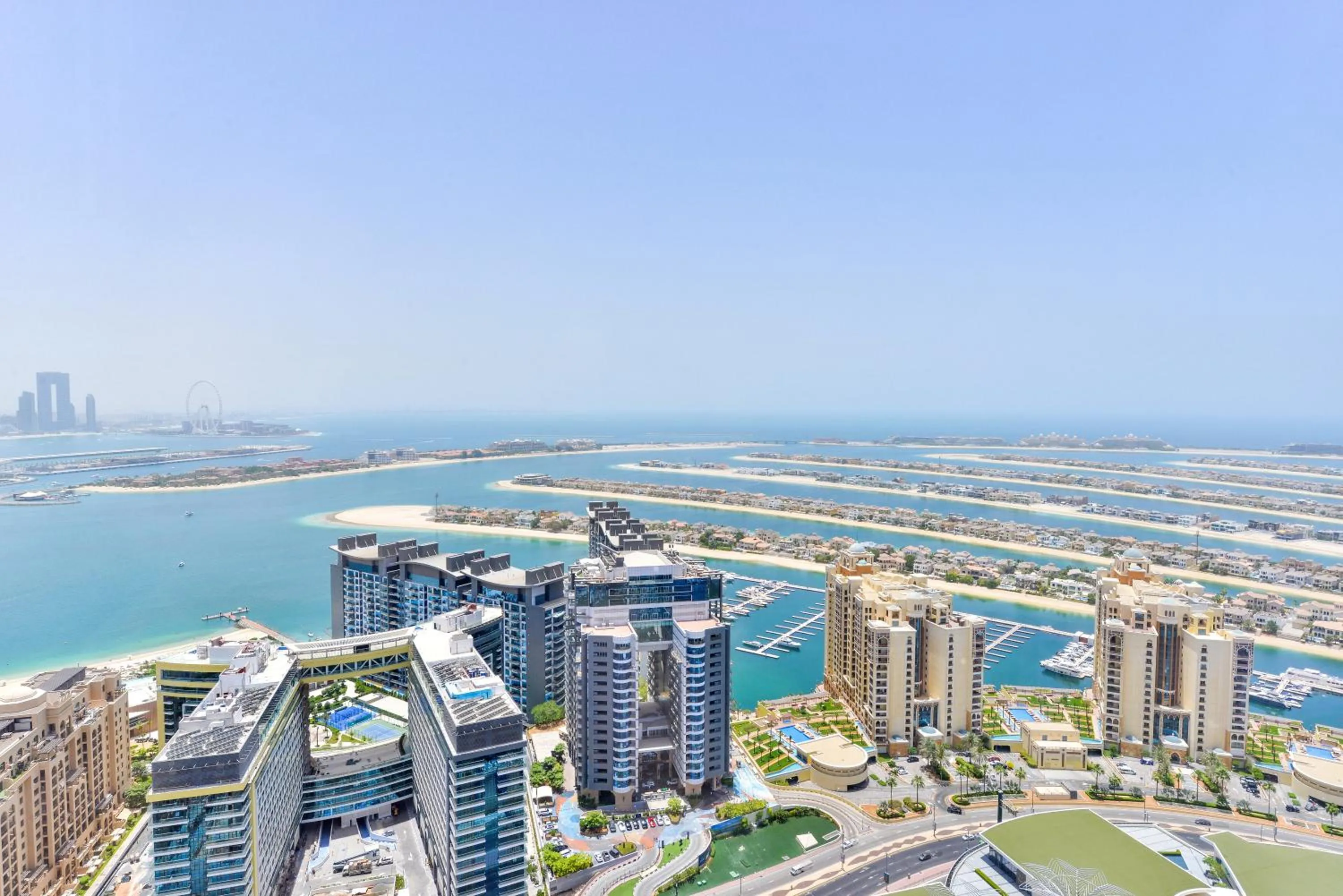 Sea view in Ultra Luxury Palm Tower with Shared Hotel Facilities