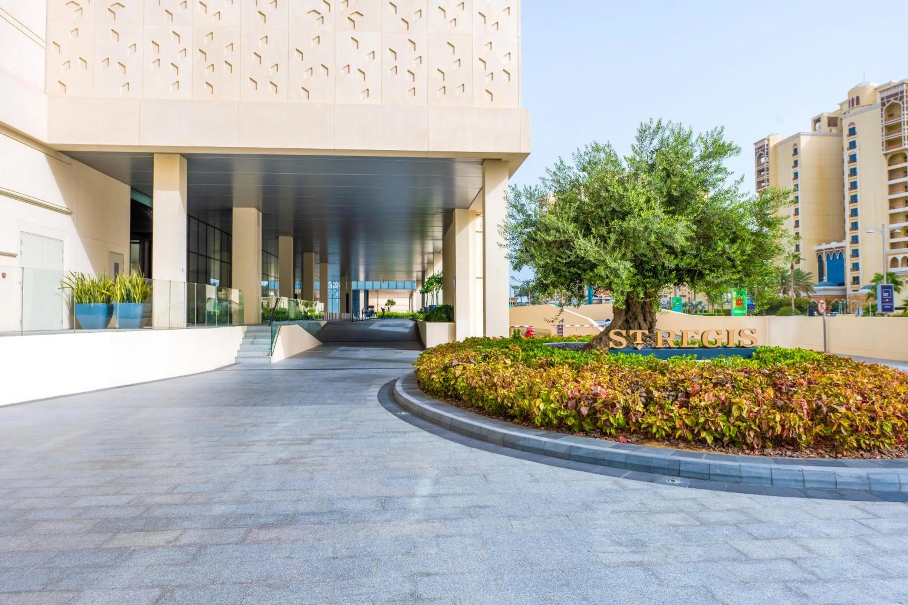 Property building in Ultra Luxury Palm Tower with Shared Hotel Facilities