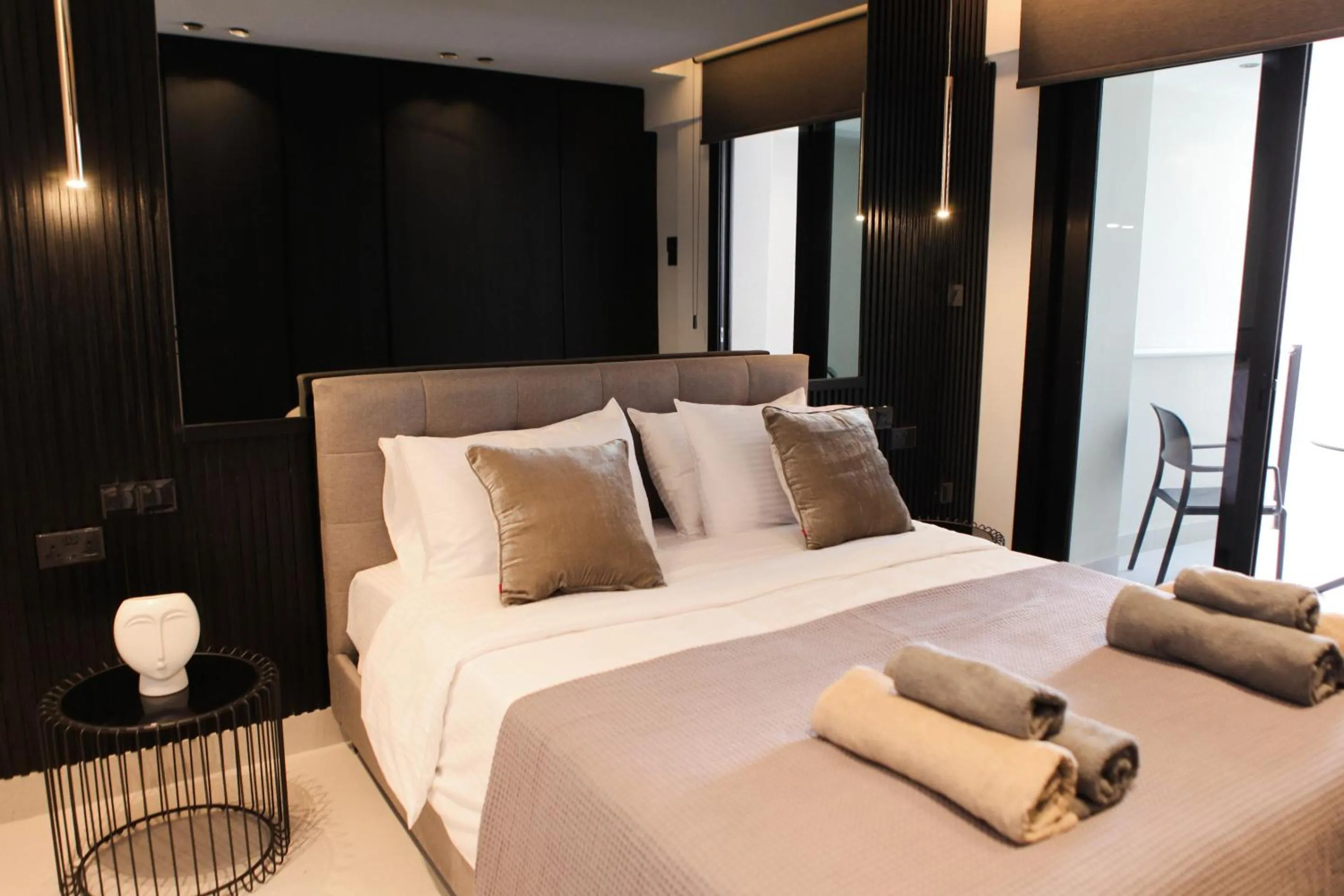 Two-Bedroom Deluxe Apartment with Balcony in Raam Luxury Suites