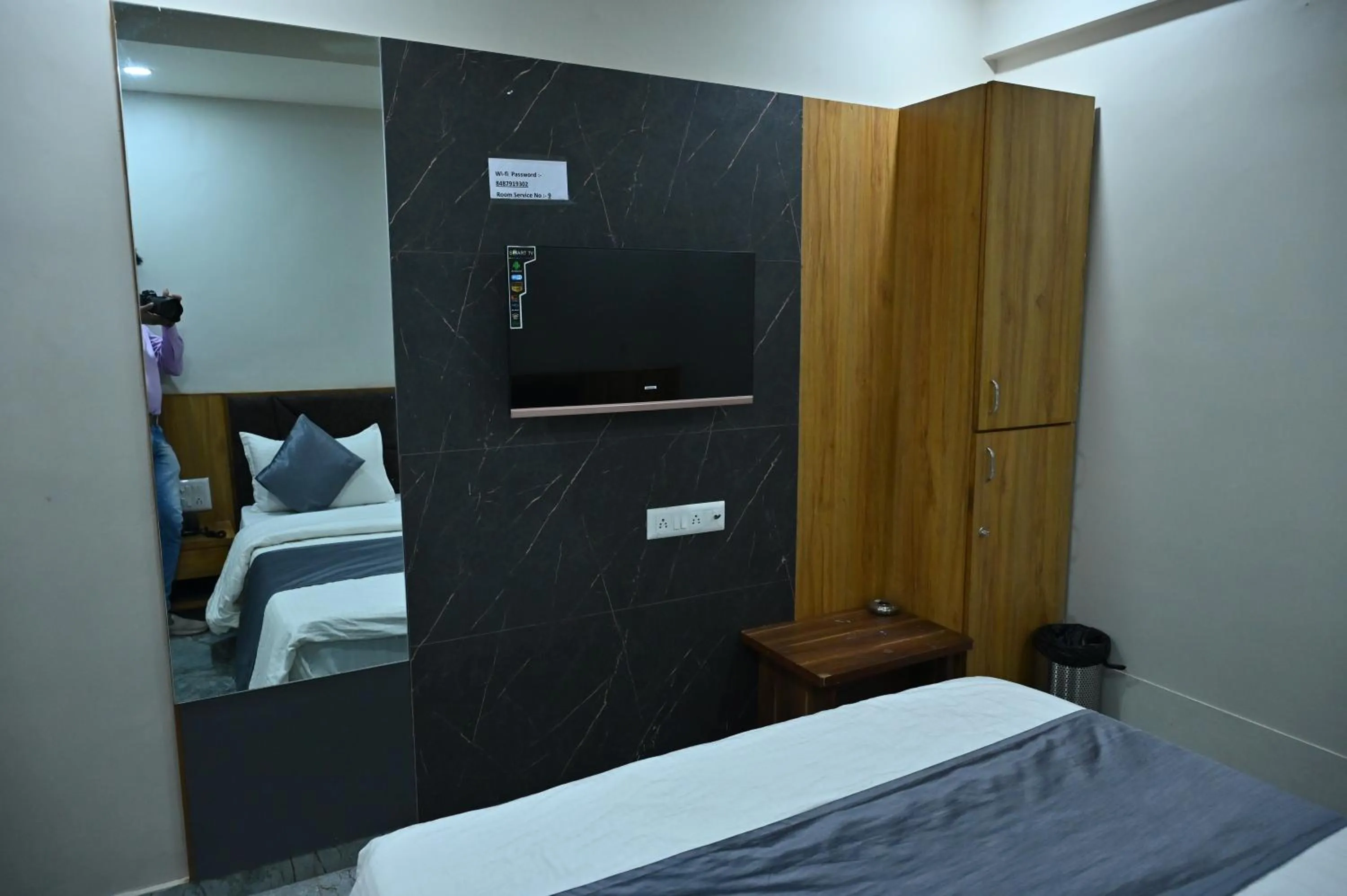 Bedroom, Bed in HOTEL SURY VILLA