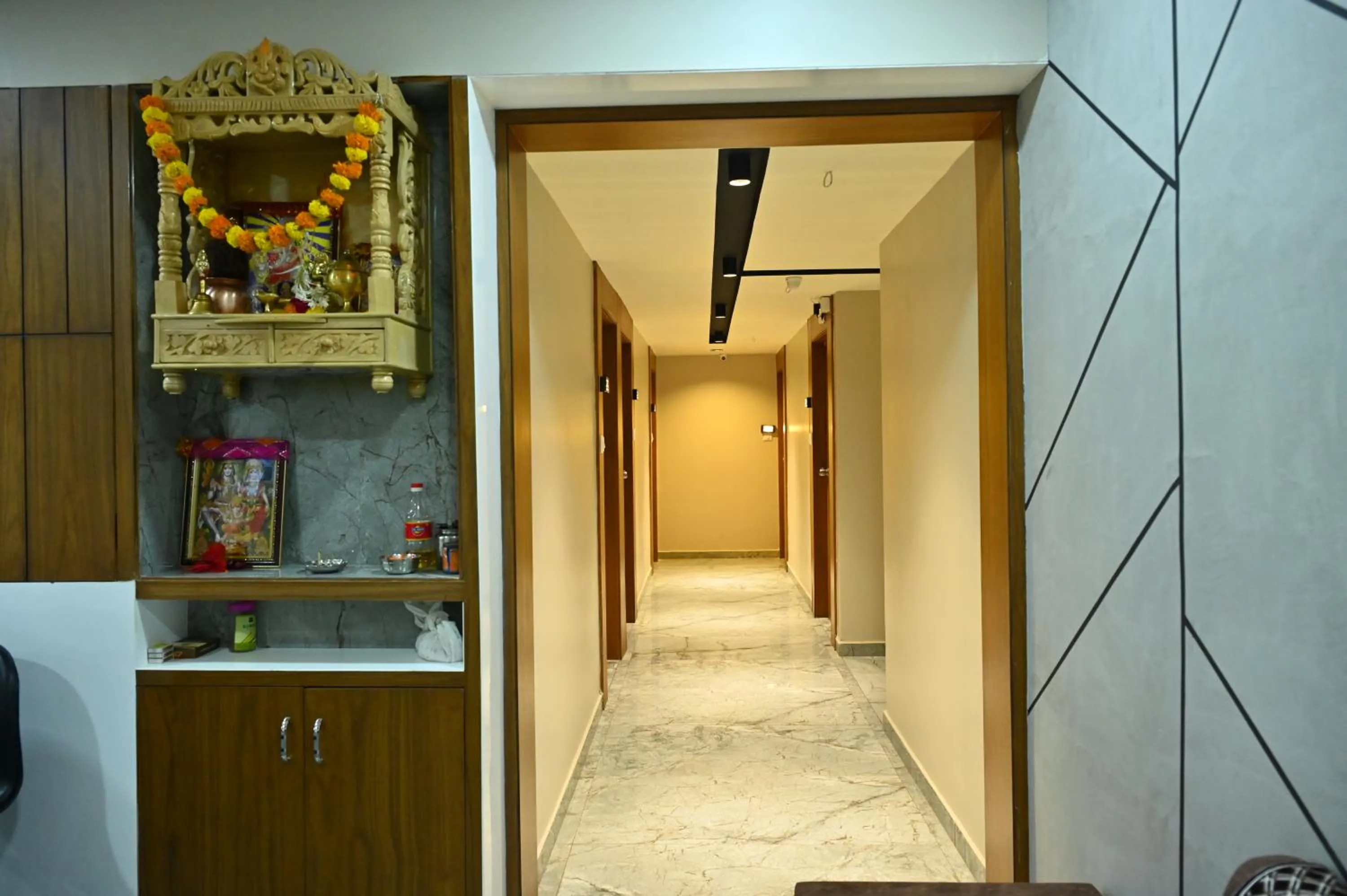 Lobby or reception in HOTEL SURY VILLA
