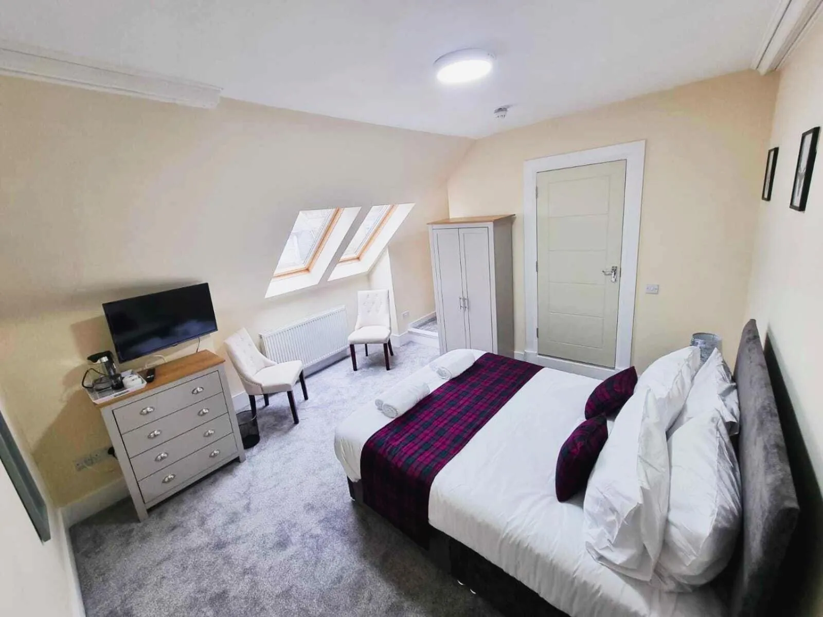 Bedroom, Bed in Jacobite house