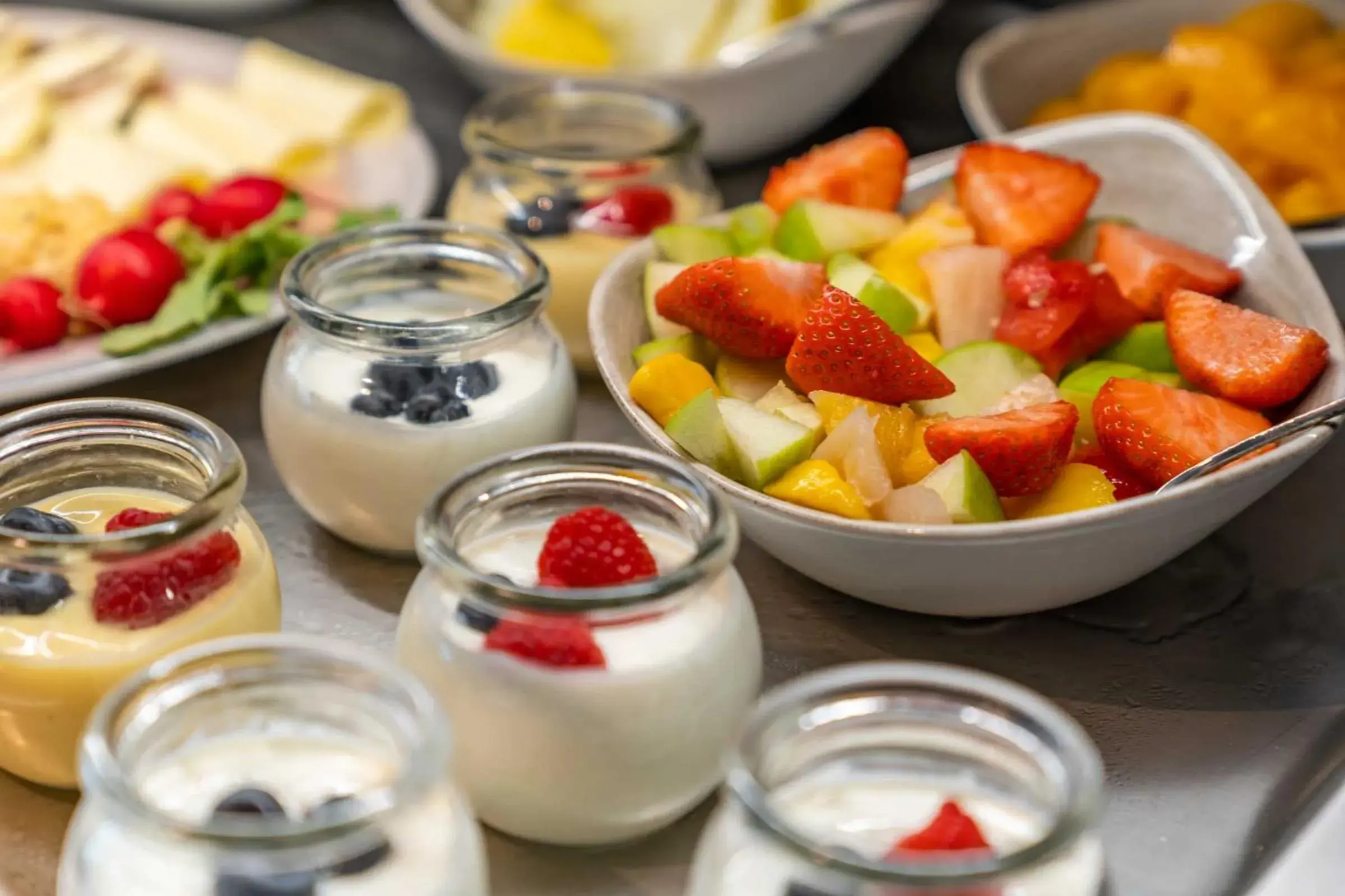 Breakfast in Abasto Hotel Eichenau Breakfast in Abasto Hotel Eichenau