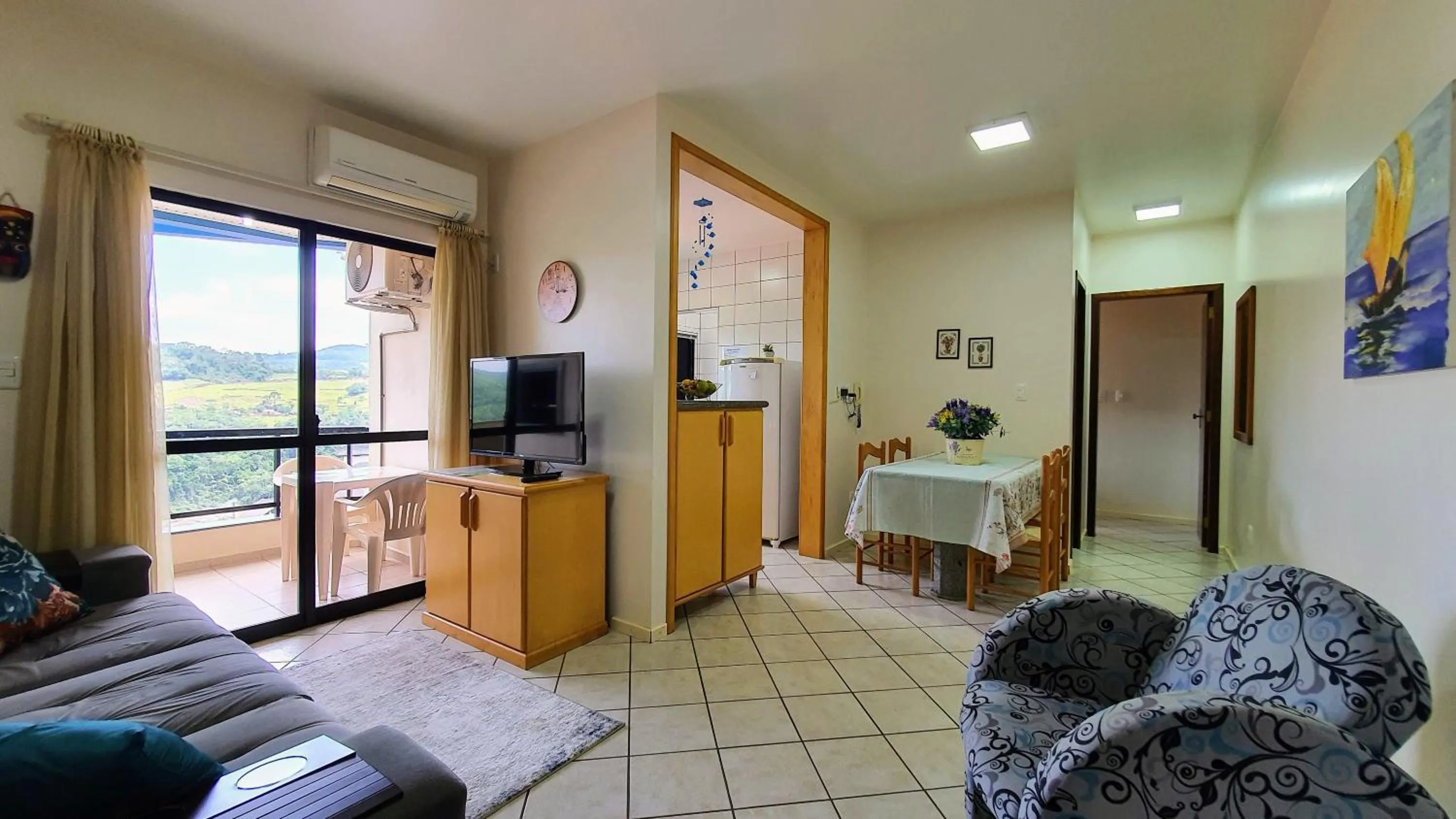 Communal lounge/ TV room, Bed in Mirante das Aguas de Piratuba