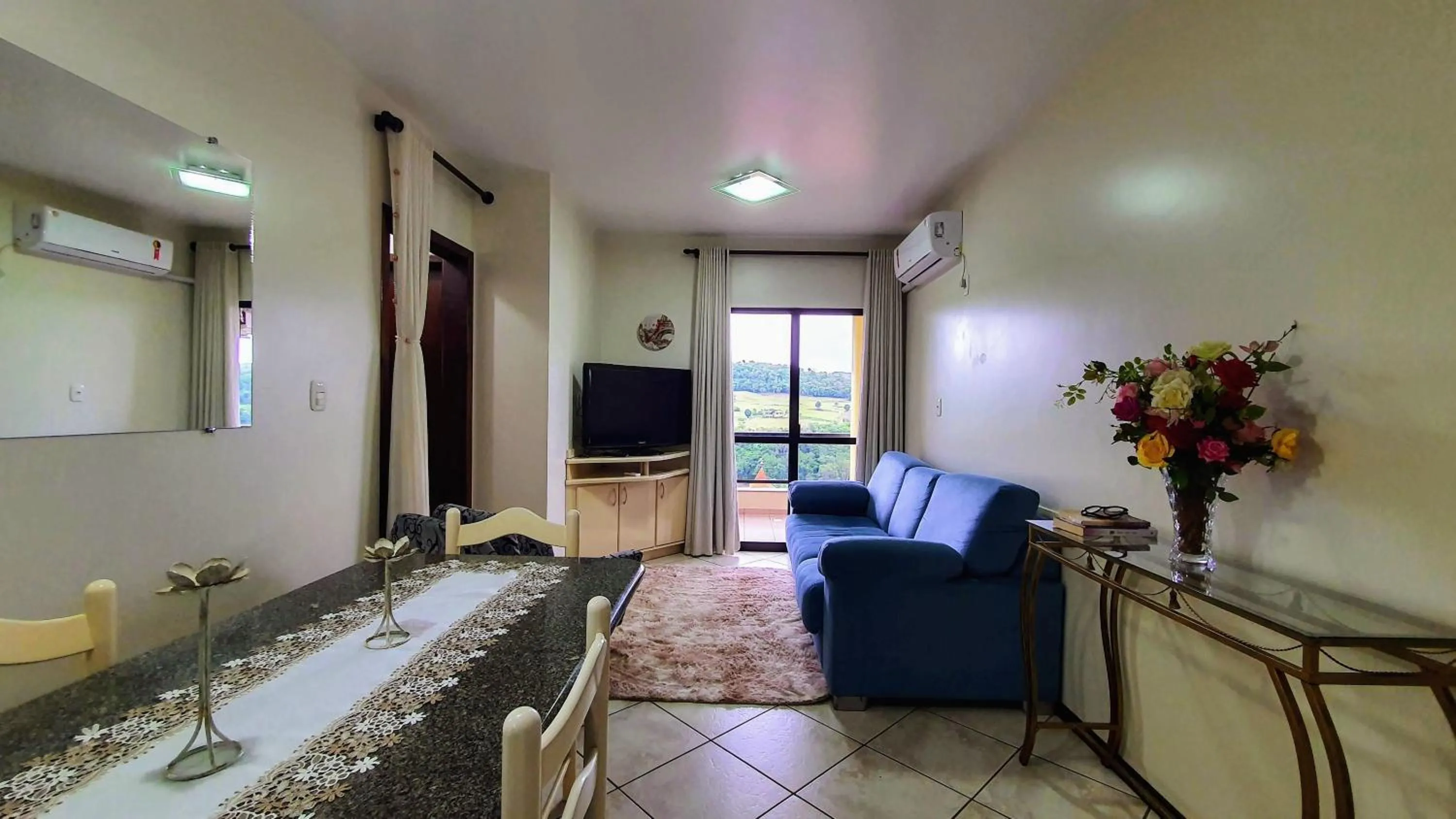 Communal lounge/ TV room in Mirante das Aguas de Piratuba