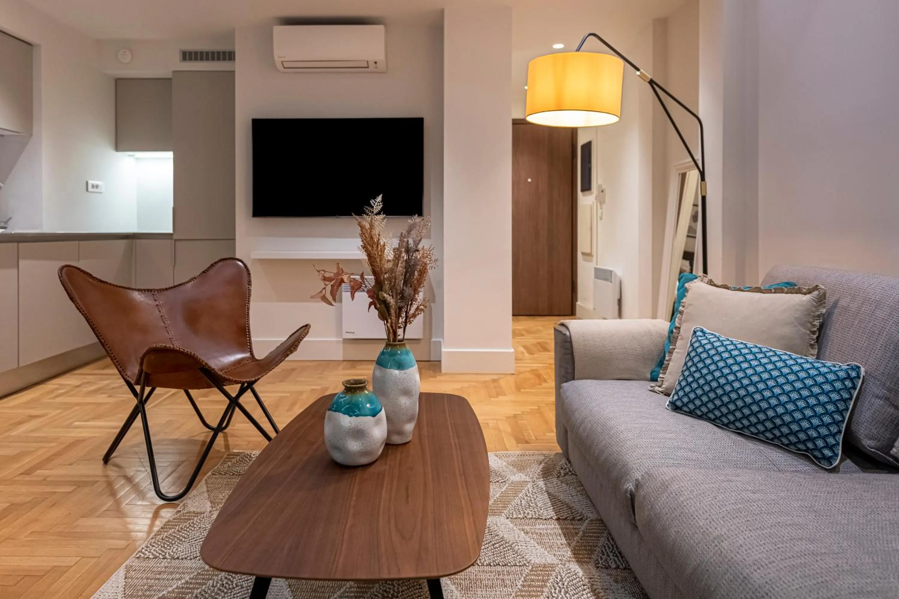 Phaedrus Living City Center Lux Flat Kolonaki
