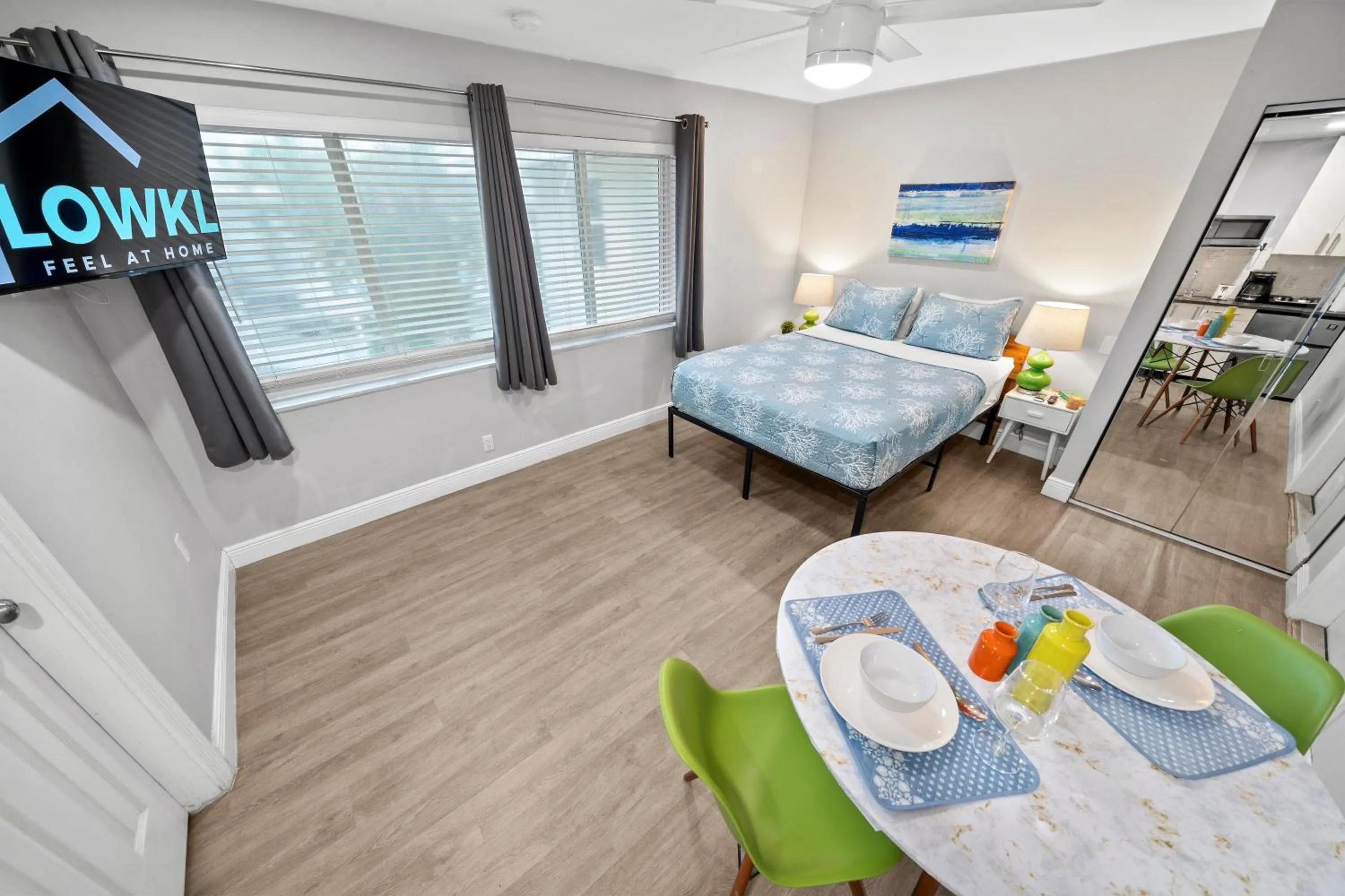 TV and multimedia, Bed in Casa Cordova Apartments By Lowkl