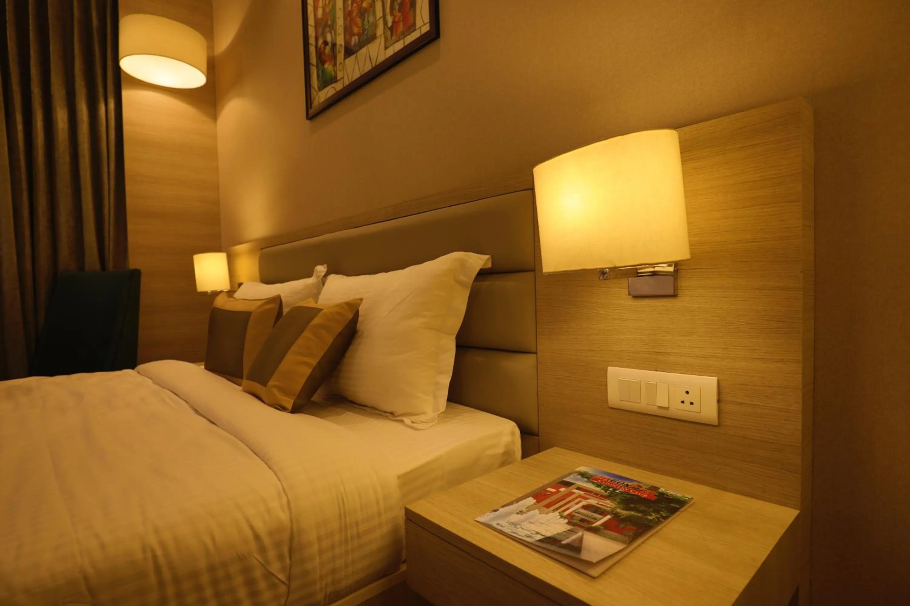 Bed in Goa Country Club Near Park Hospital BY Pearl I Luxury resort in Gurgaon