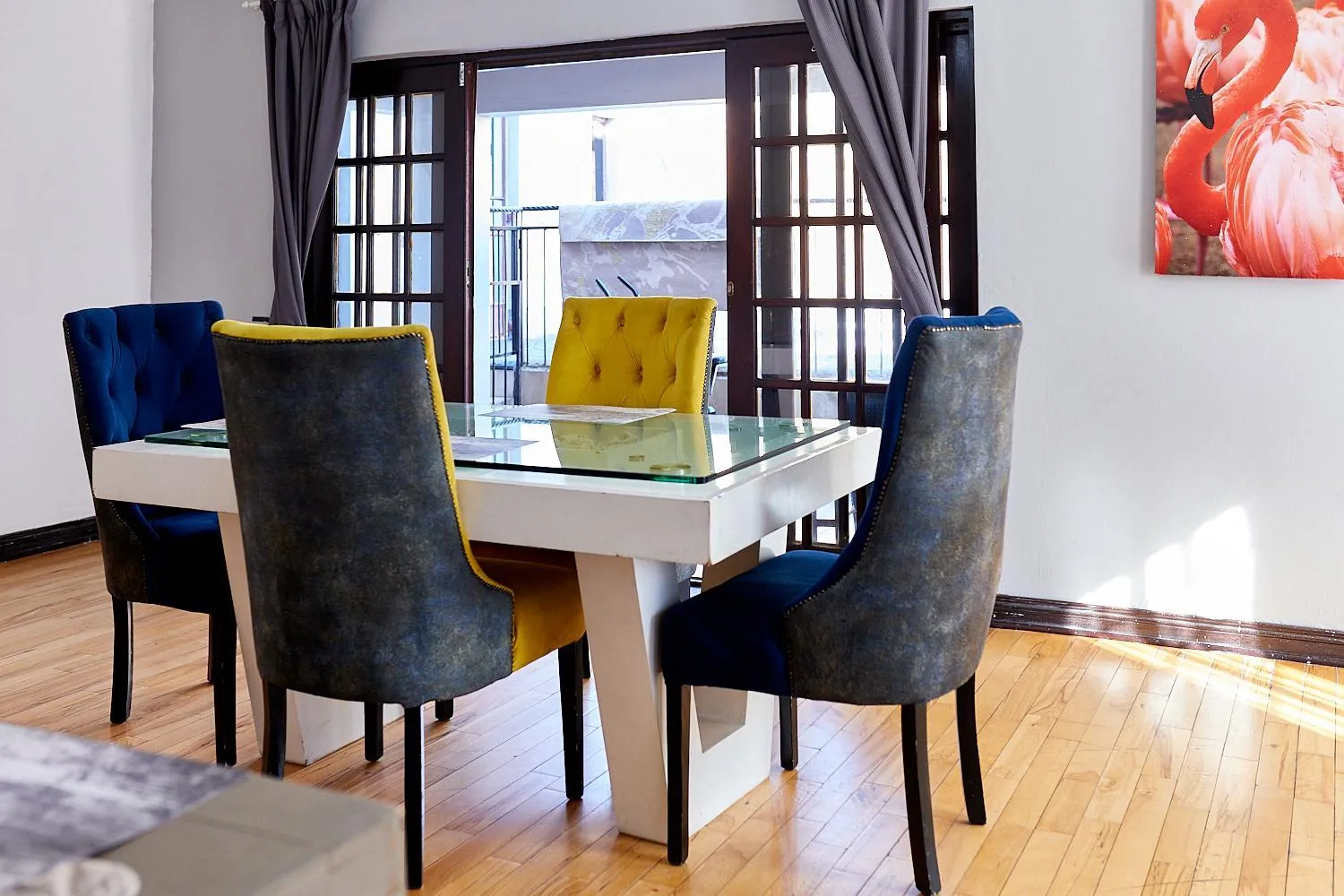 Seating area in Airport Royal Guest House