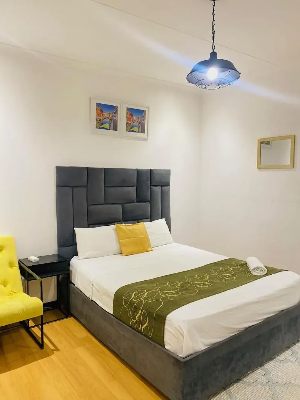 Double Room with Shared Bathroom in Airport Royal Guest House Double Room with Shared Bathroom in Airport Royal Guest House