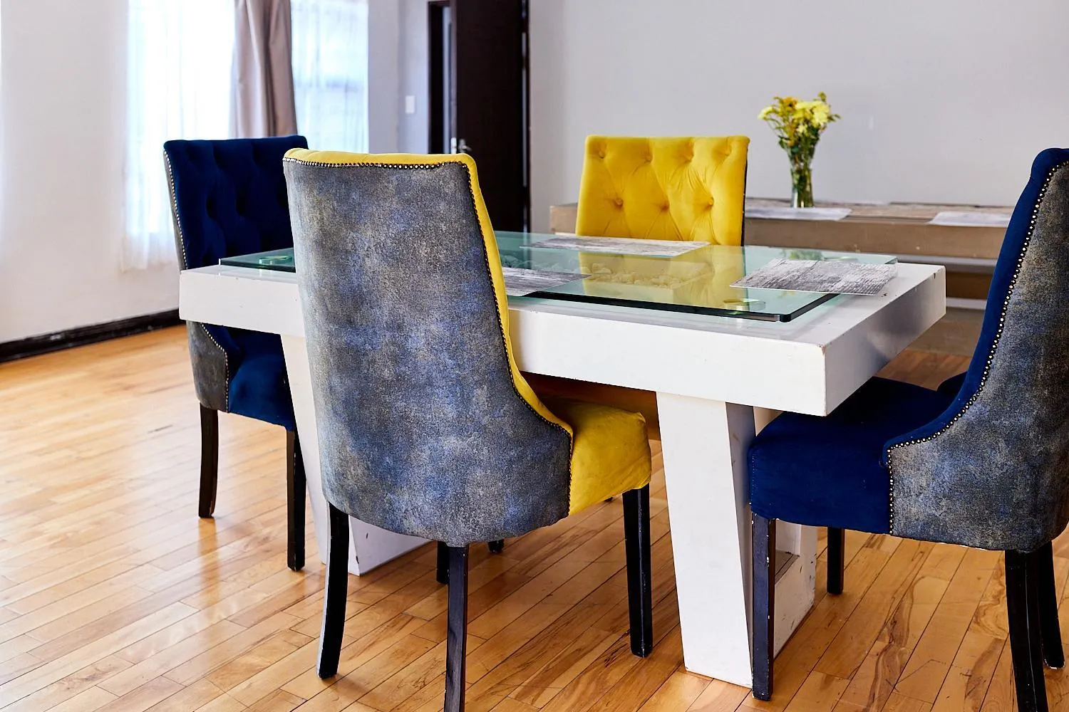 Seating area in Airport Royal Guest House