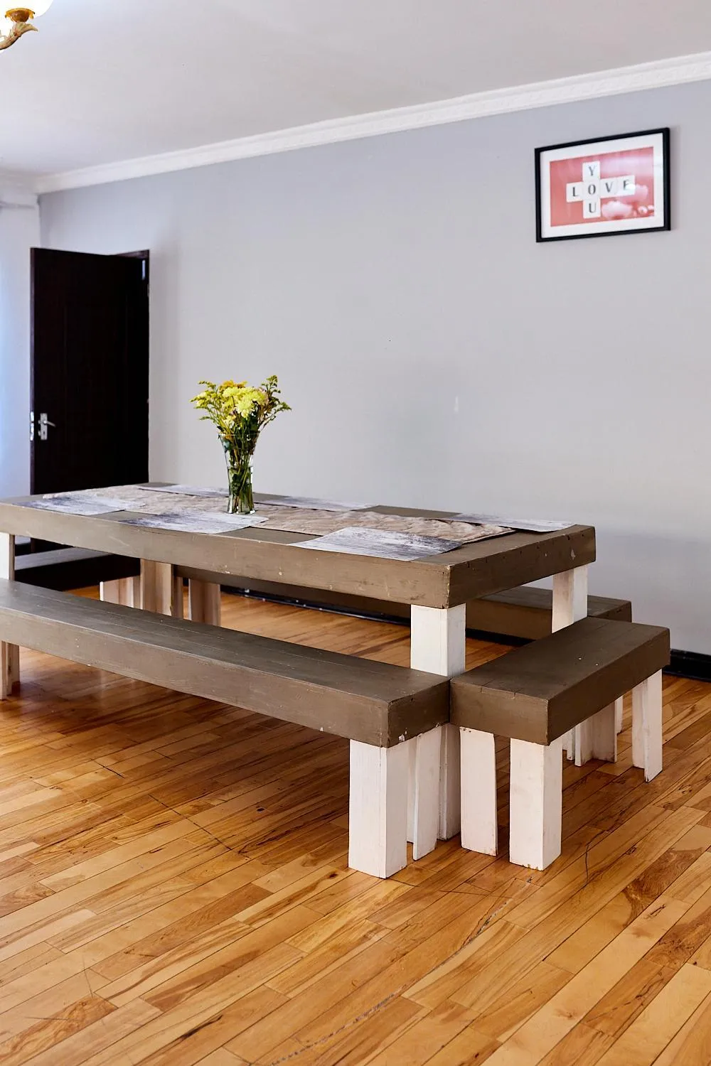 Seating area in Airport Royal Guest House