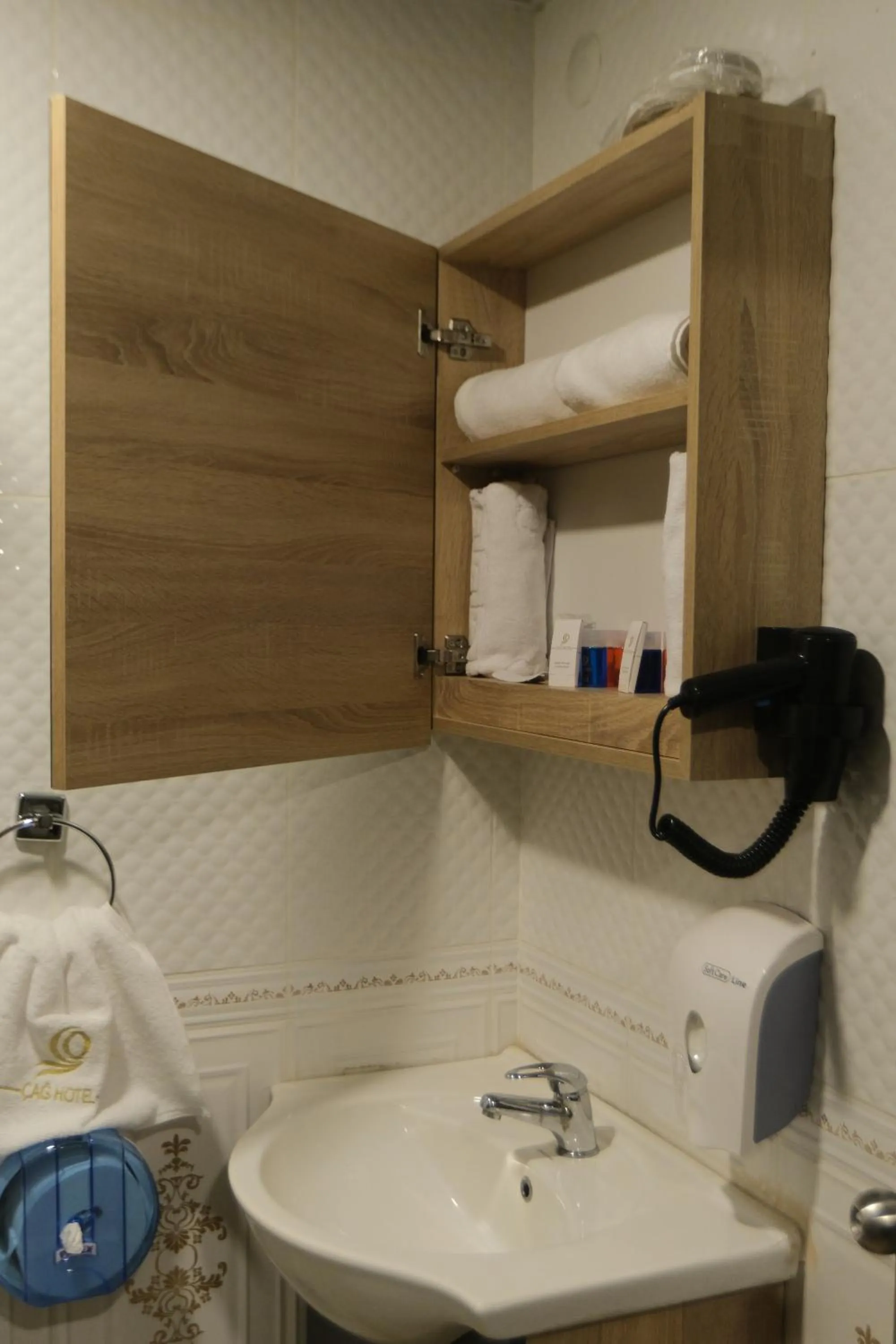 Bathroom in ÇAĞ OTEL