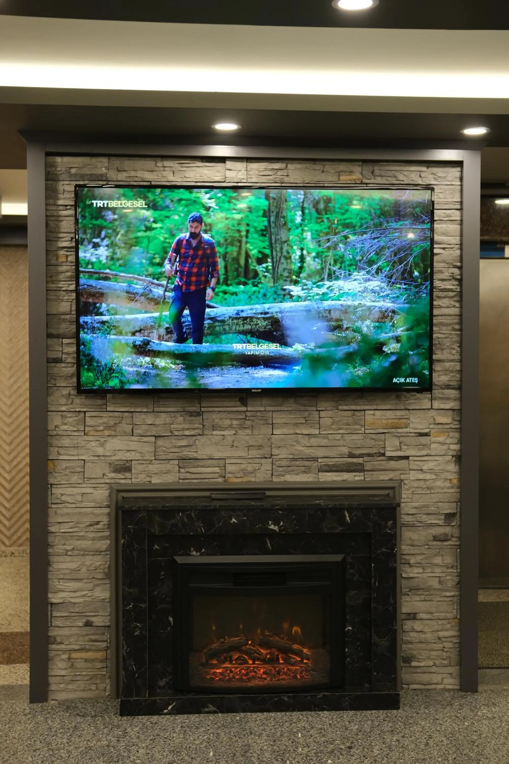 Communal lounge/ TV room in ÇAĞ OTEL