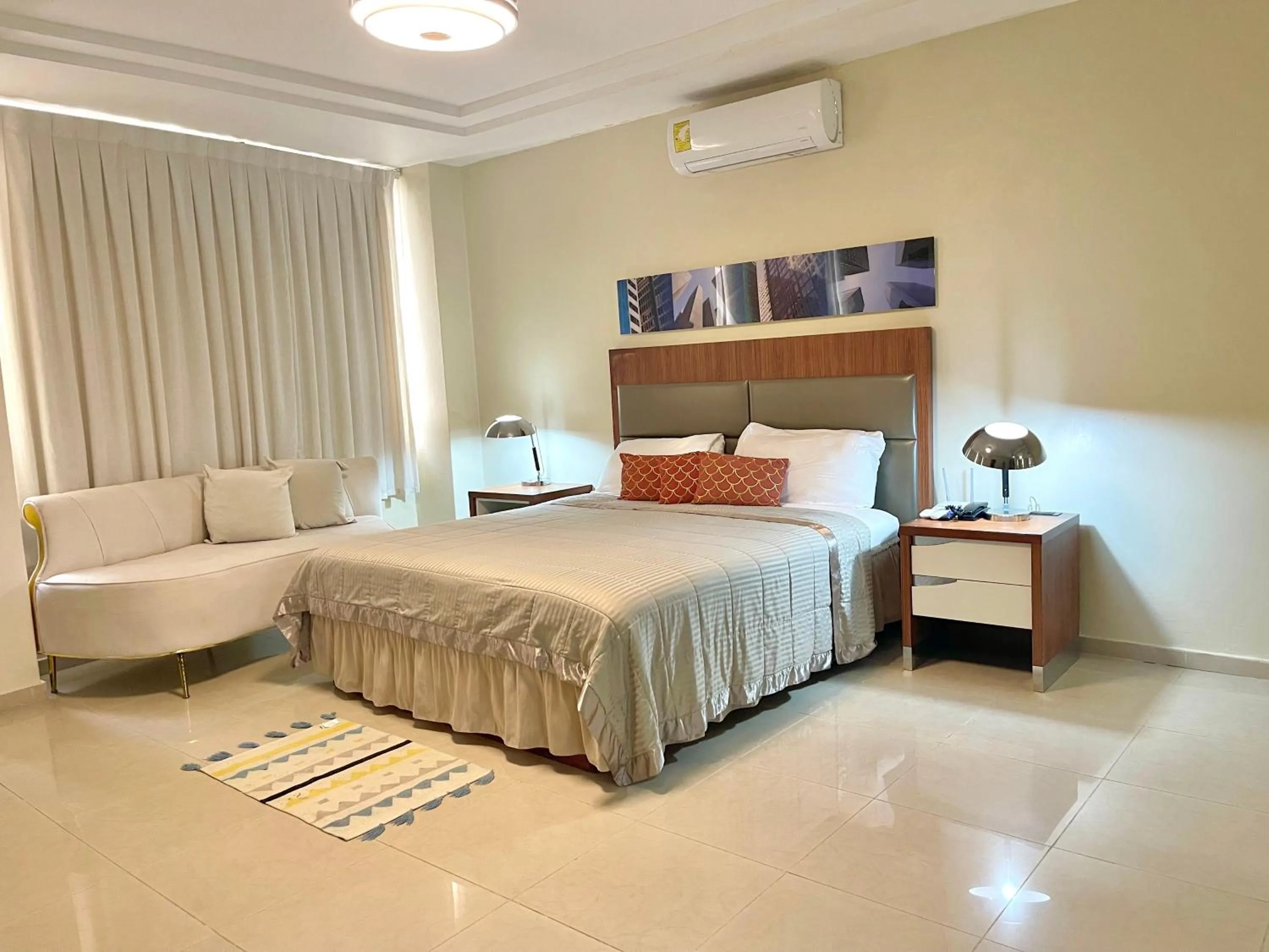 Hotel Libertad at historic main street