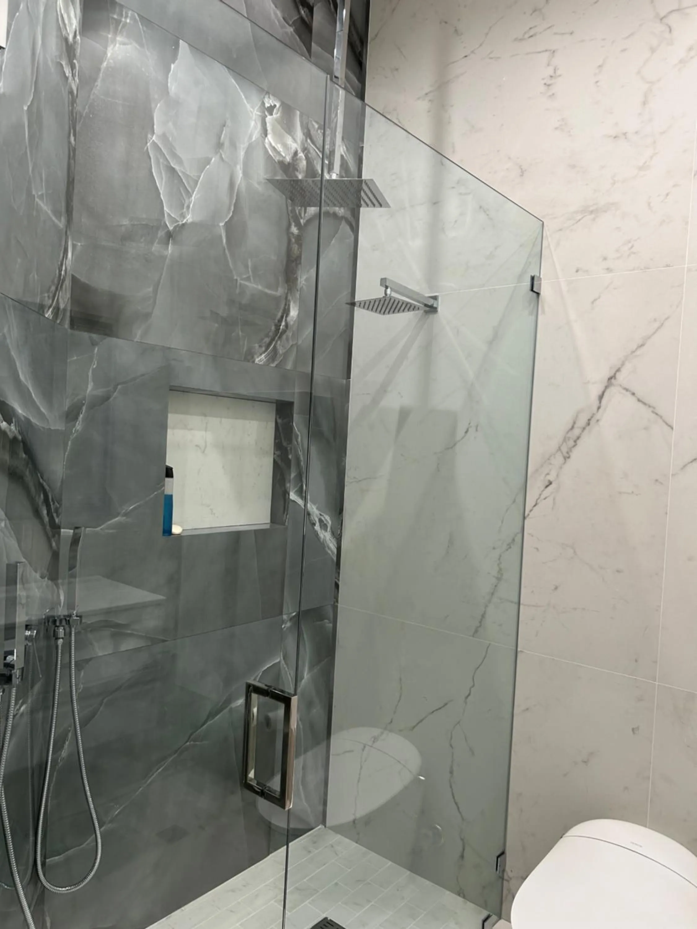 Men only clothing option guesthouse near Wilton Manors