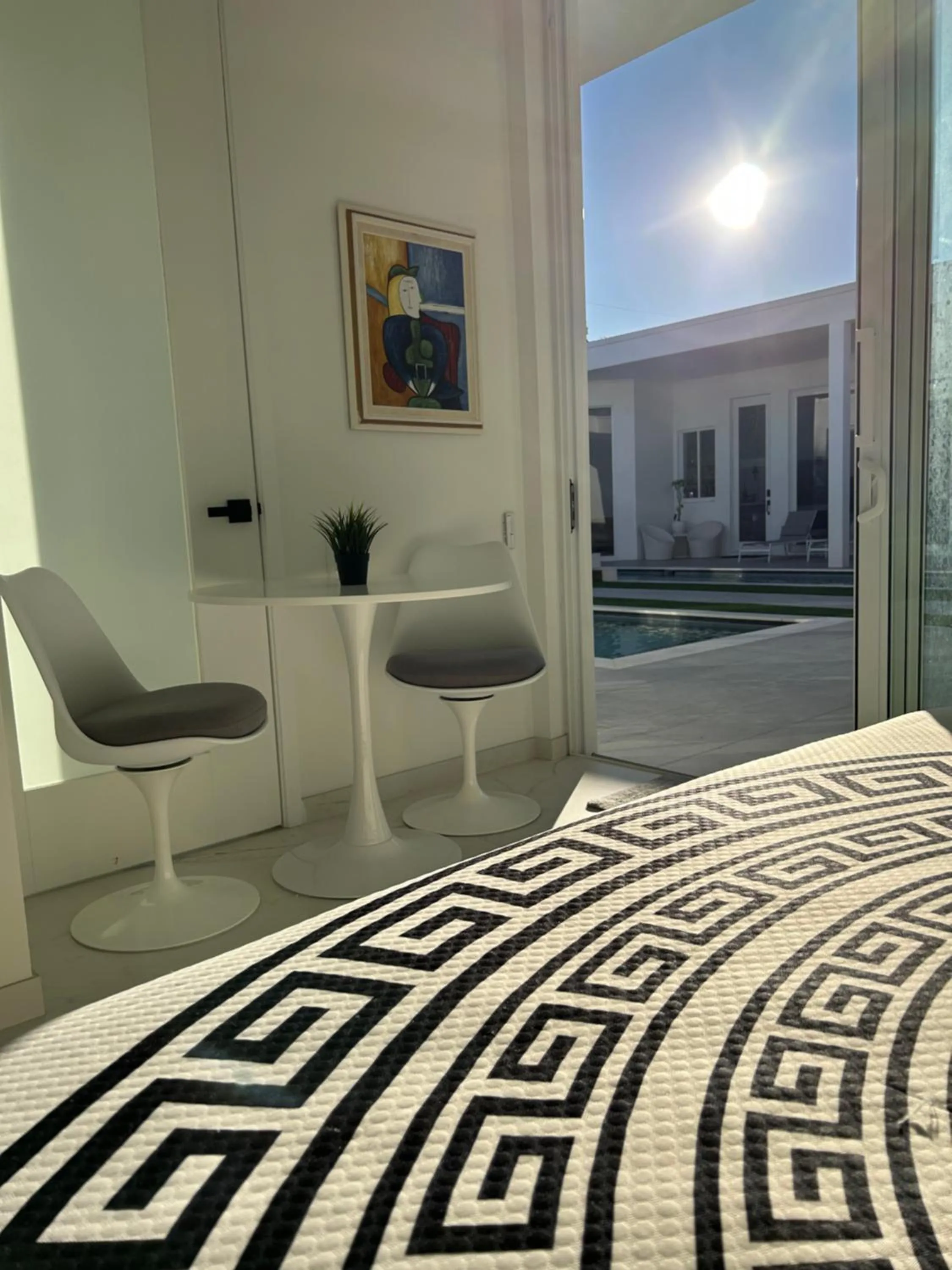 Men only clothing option guesthouse near Wilton Manors