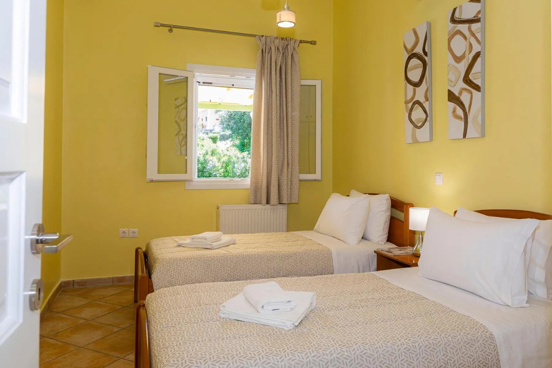 Bed in Villa Charchala