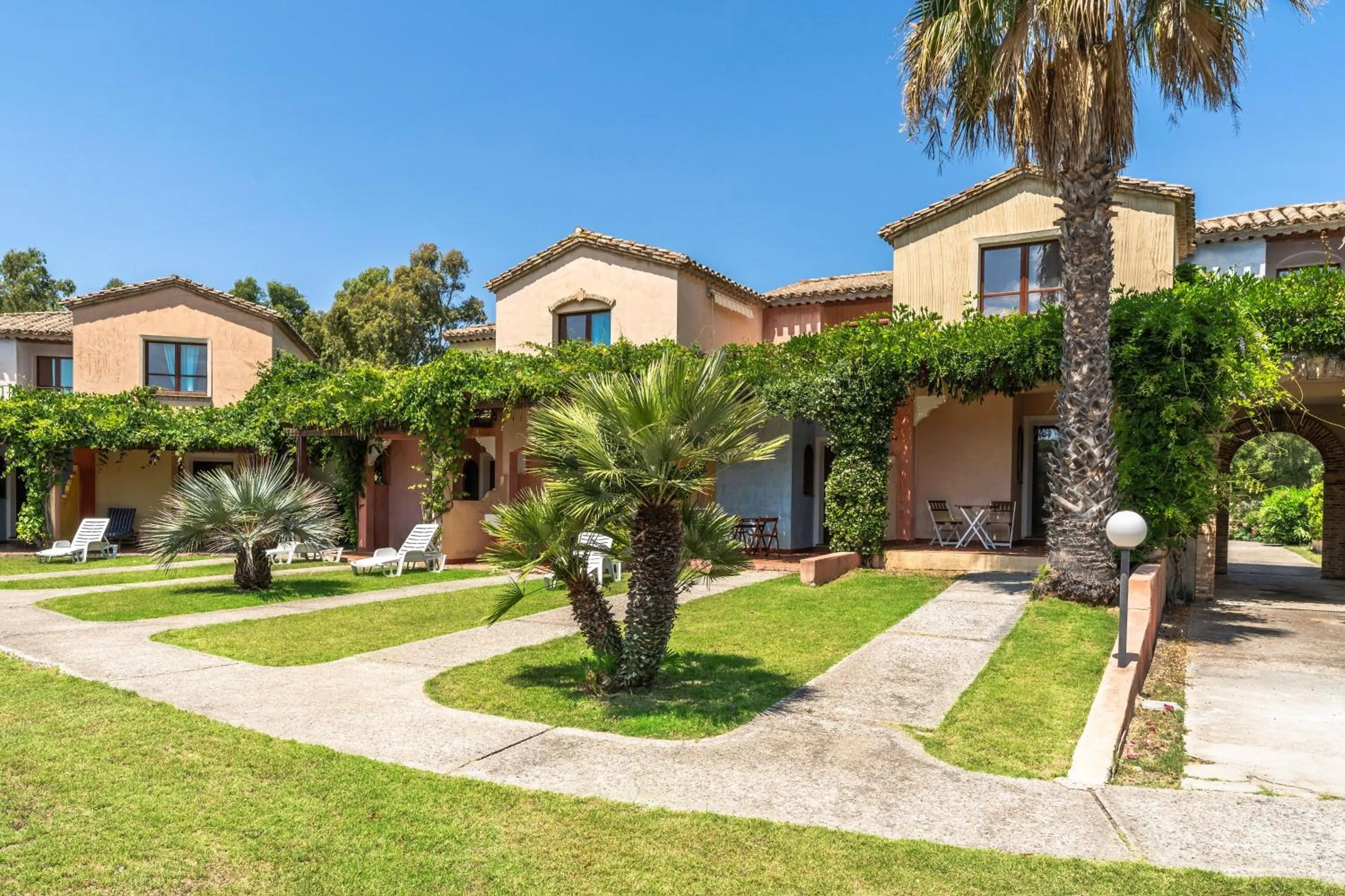 Patio in Baia delle Palme residence