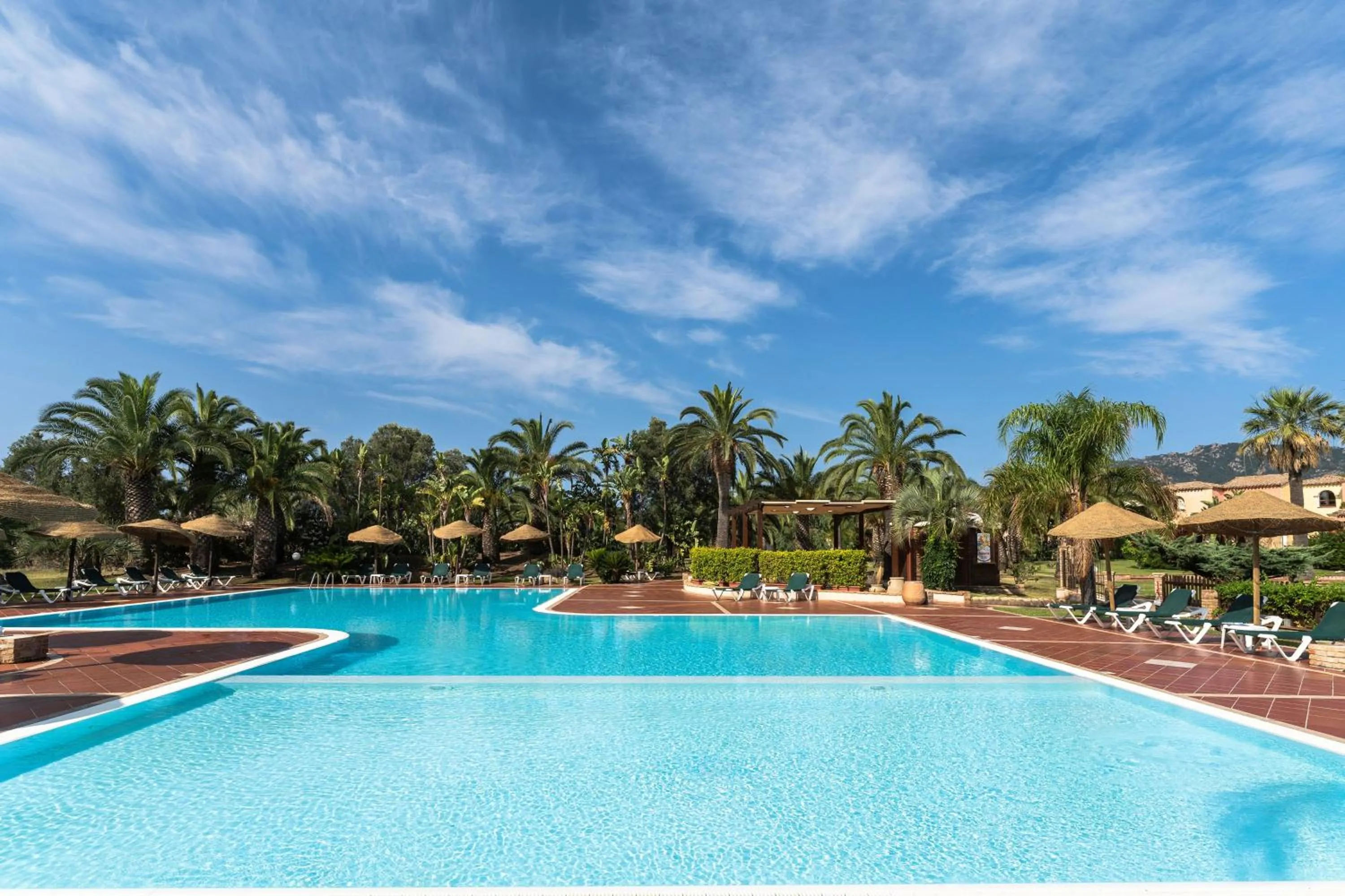 Swimming pool in Baia delle Palme residence