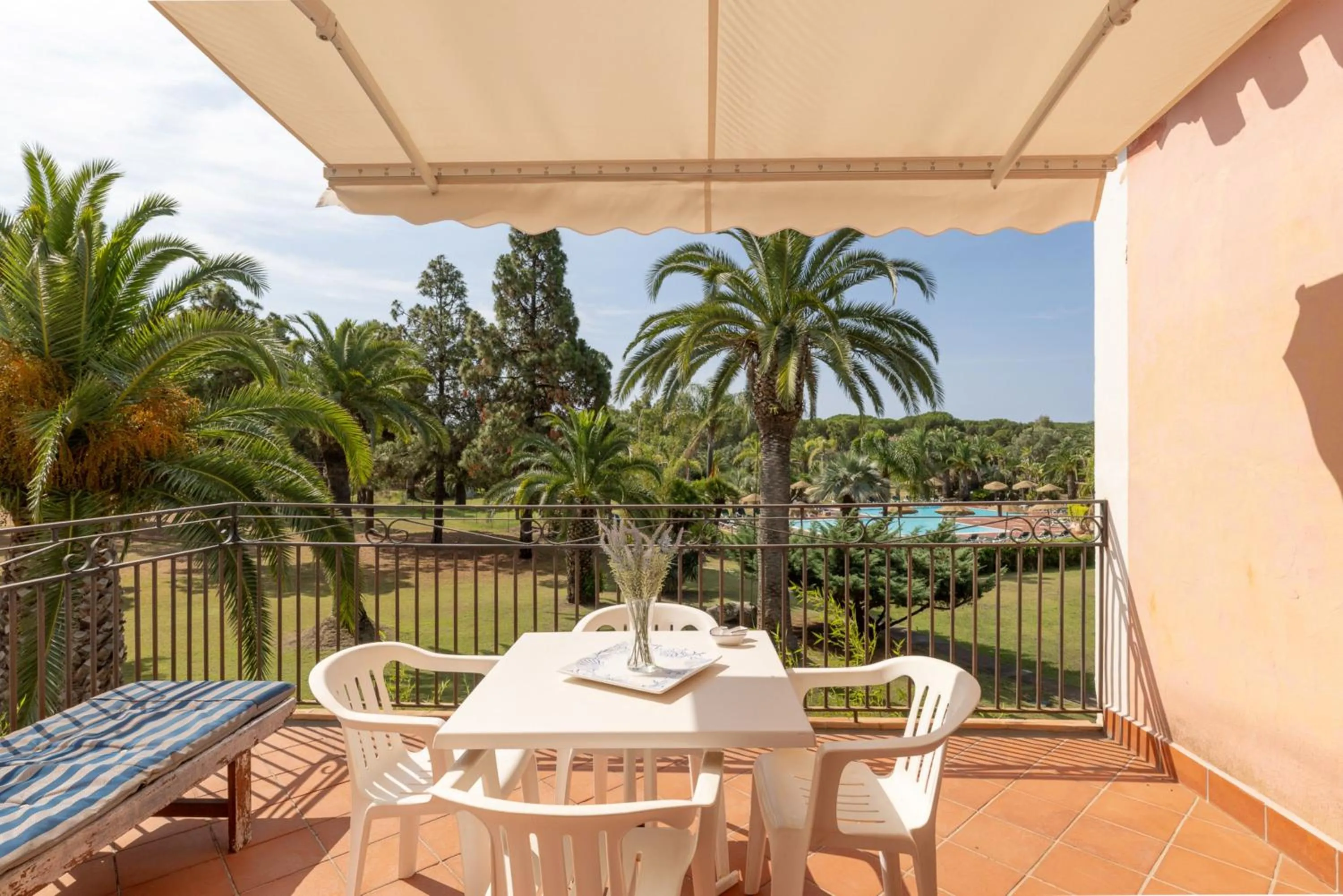 Balcony/Terrace in Baia delle Palme residence