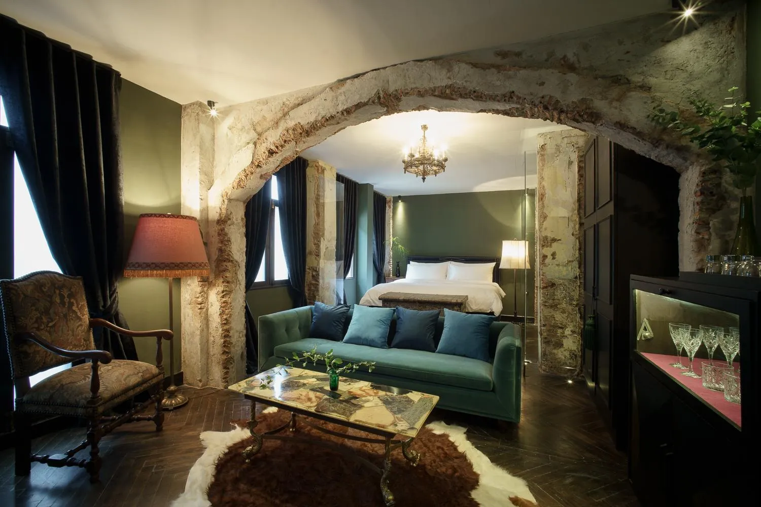 Bed in Baan Tuk Din Hotel