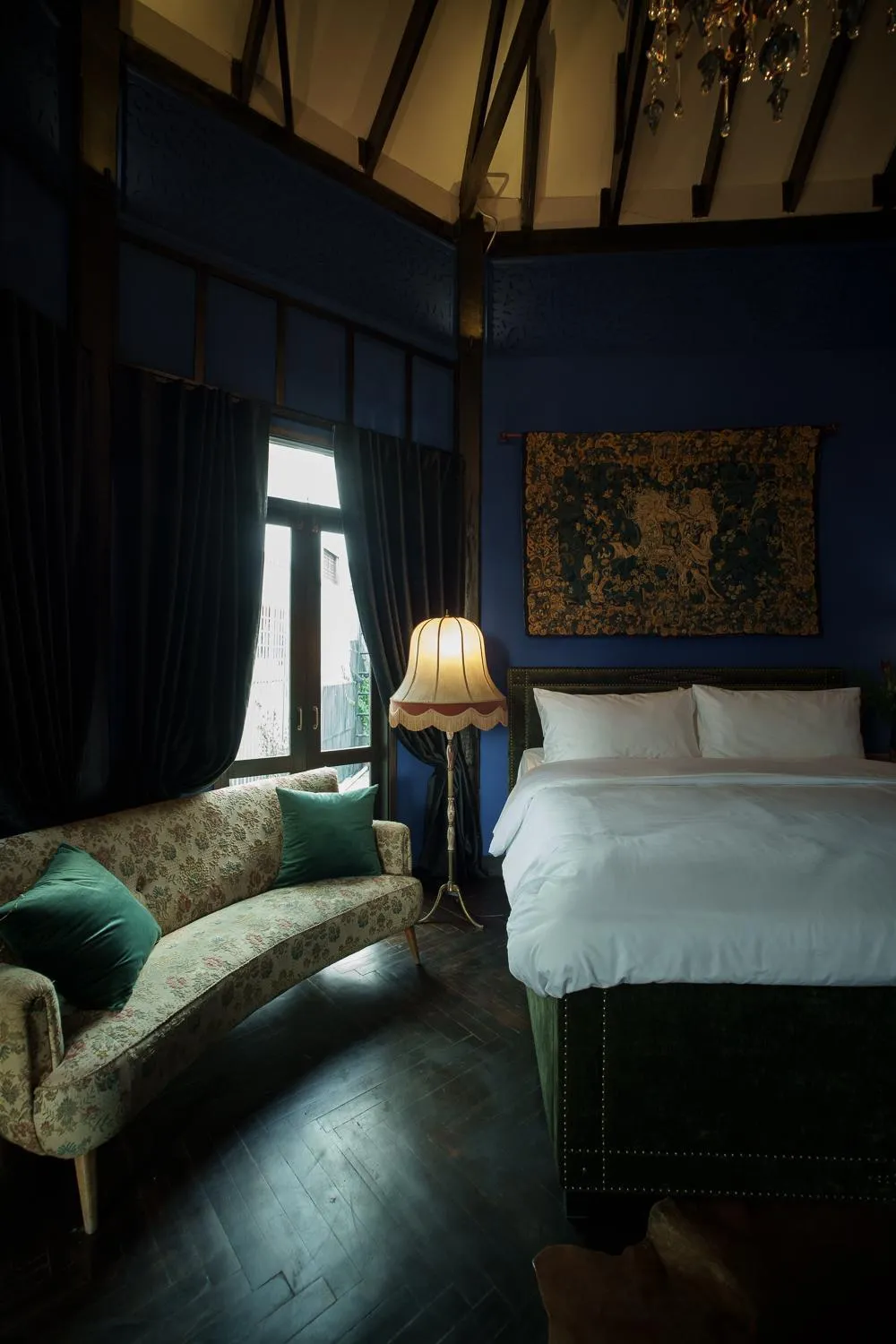 Bed in Baan Tuk Din Hotel