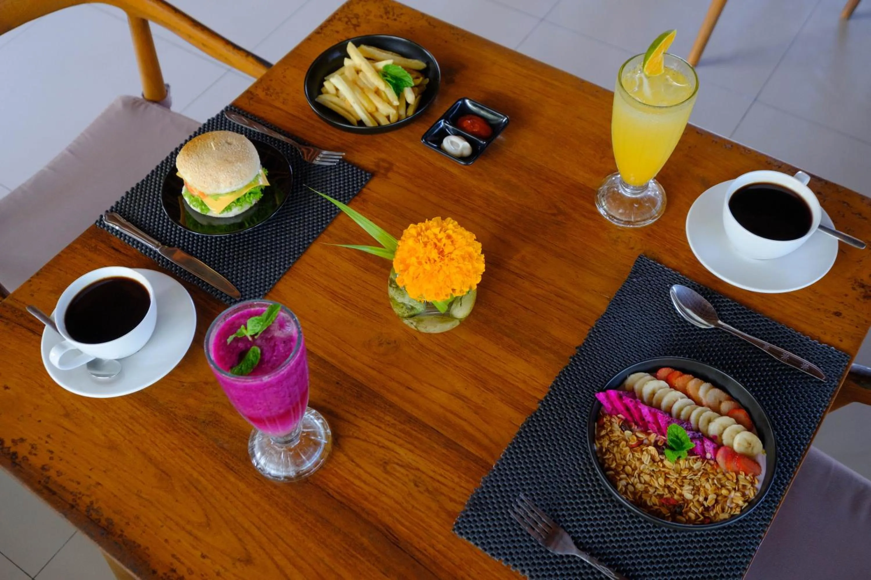 Restaurant/places to eat in Kubu Belona Canggu