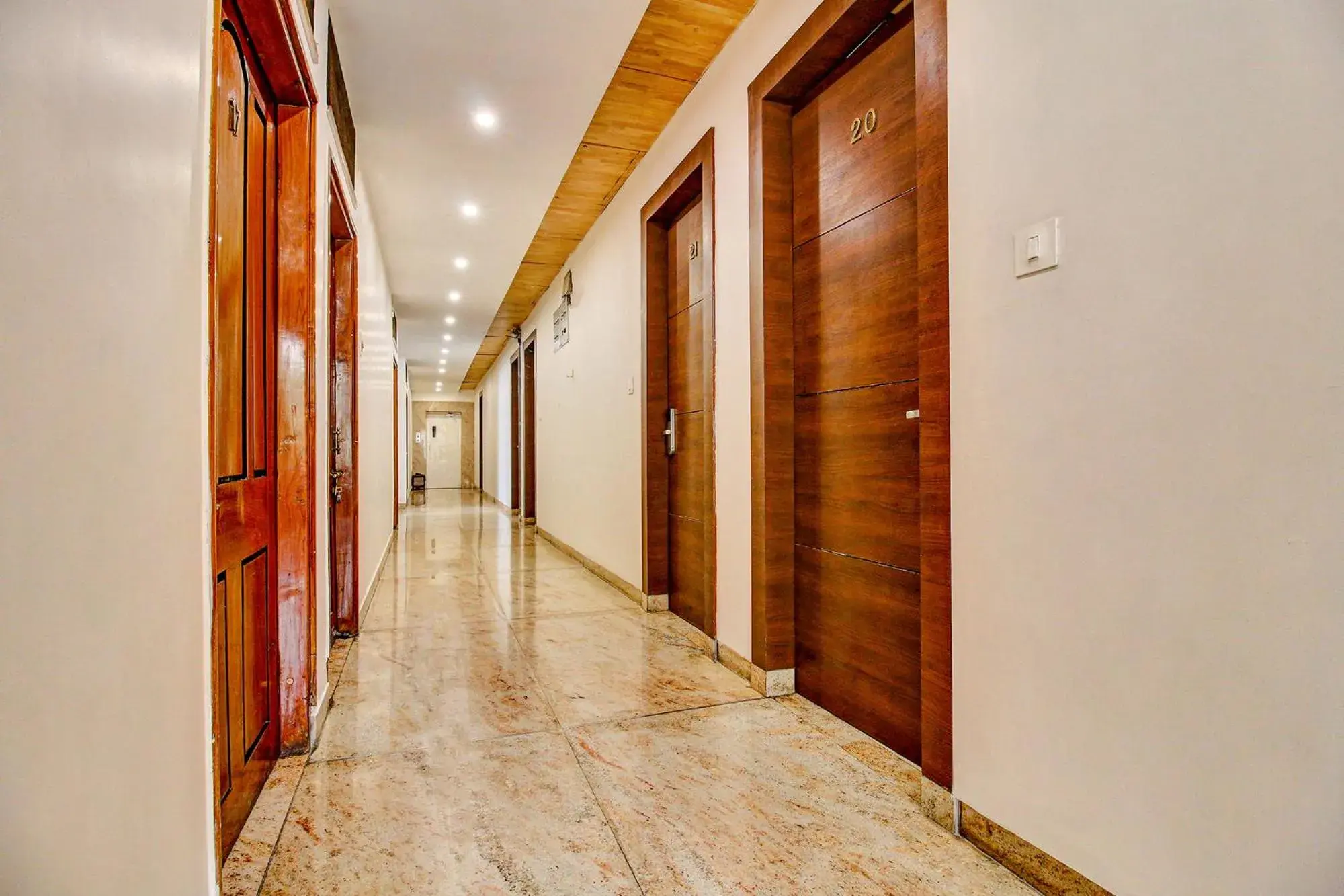 Lobby or reception in FabHotel Prime Manjeet Lobby or reception in FabHotel Prime Manjeet