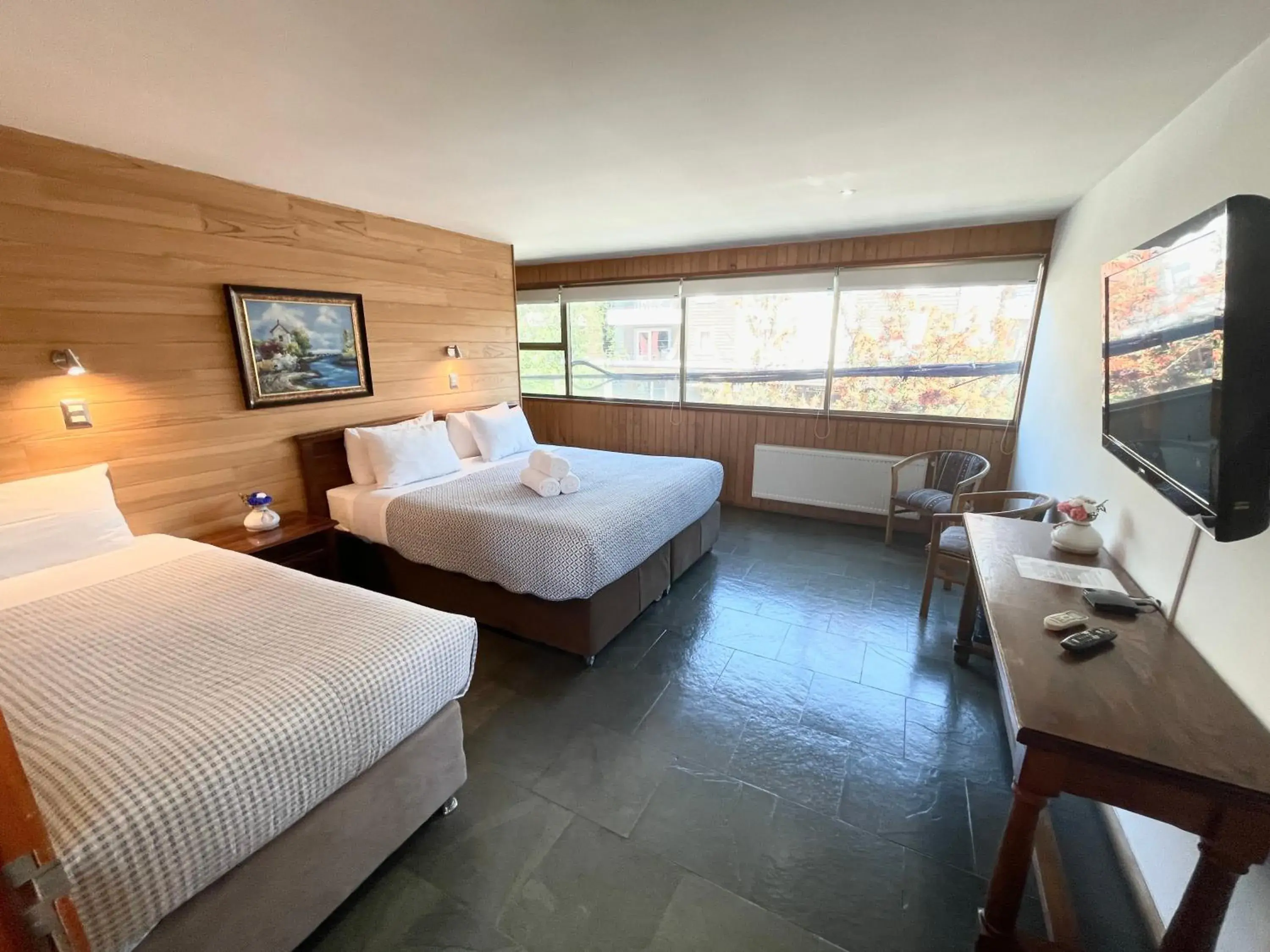 Deluxe Triple Room in Hotel Costanera Pucón Deluxe Triple Room in Hotel Costanera Pucón