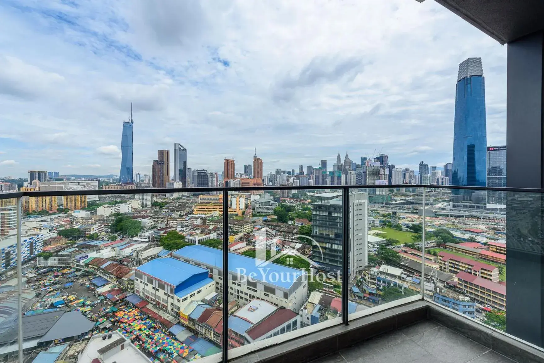 Property building in Continew Residences Kuala Lumpur Property building in Continew Residences Kuala Lumpur