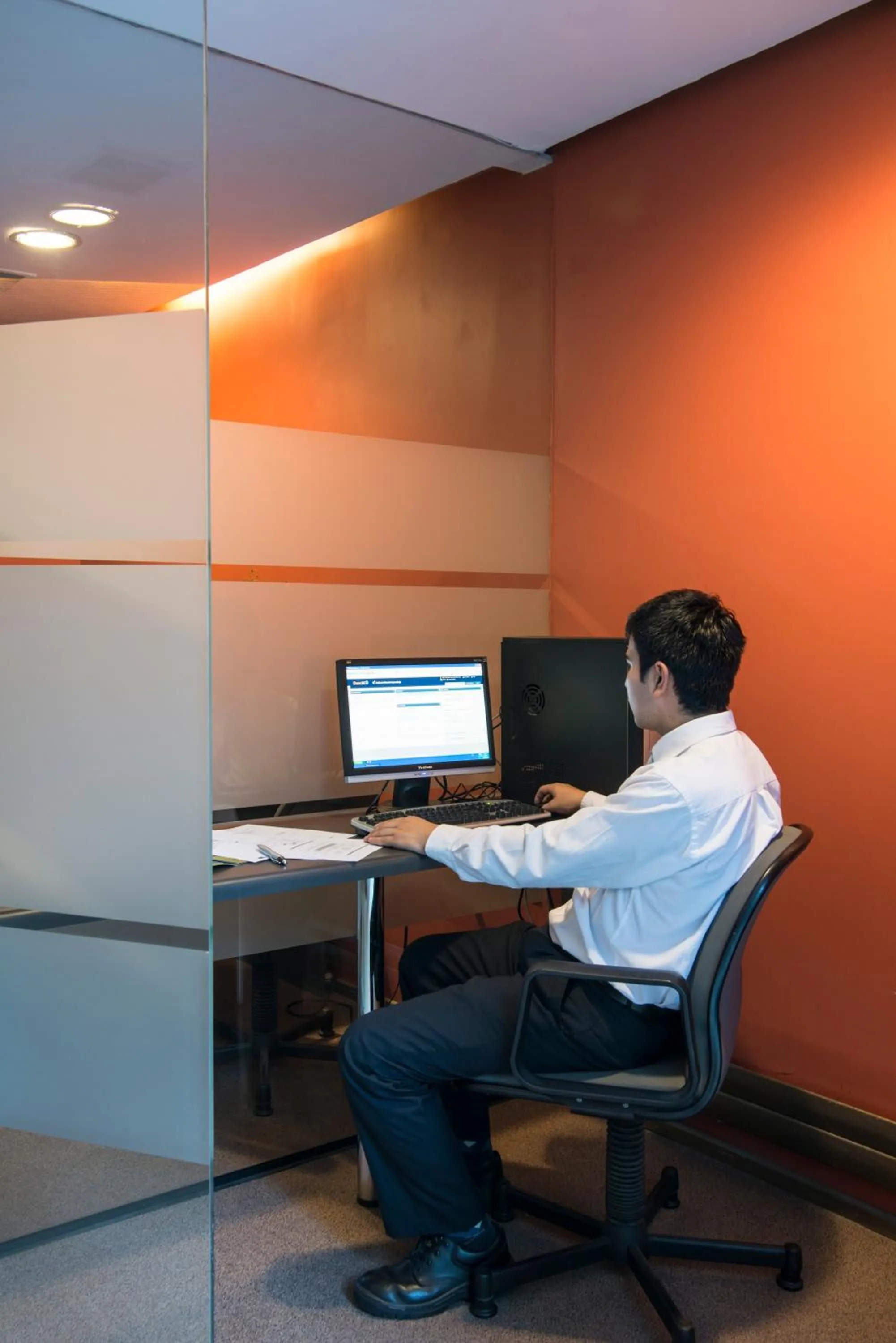 Business facilities in Hotel Alborada