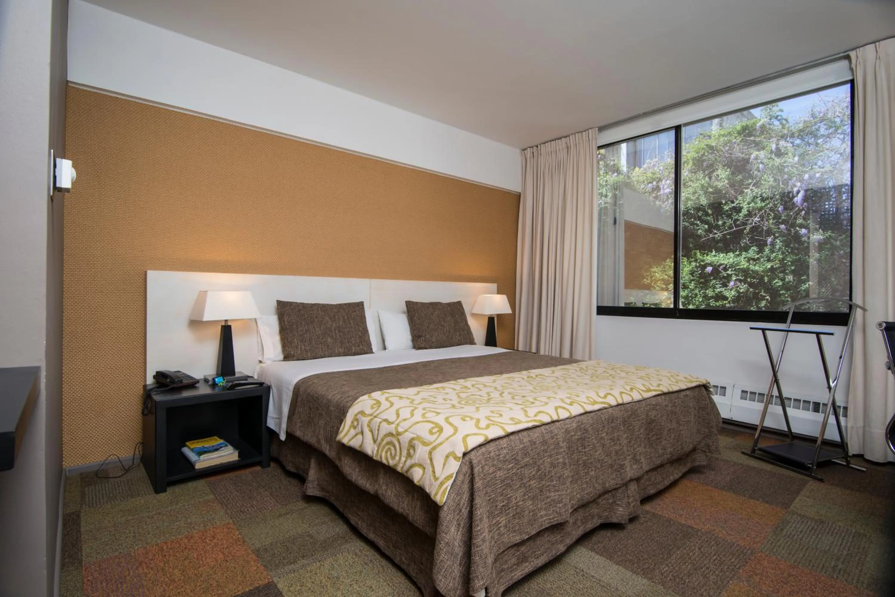 Photo of the whole room, Bed in Hotel Alborada