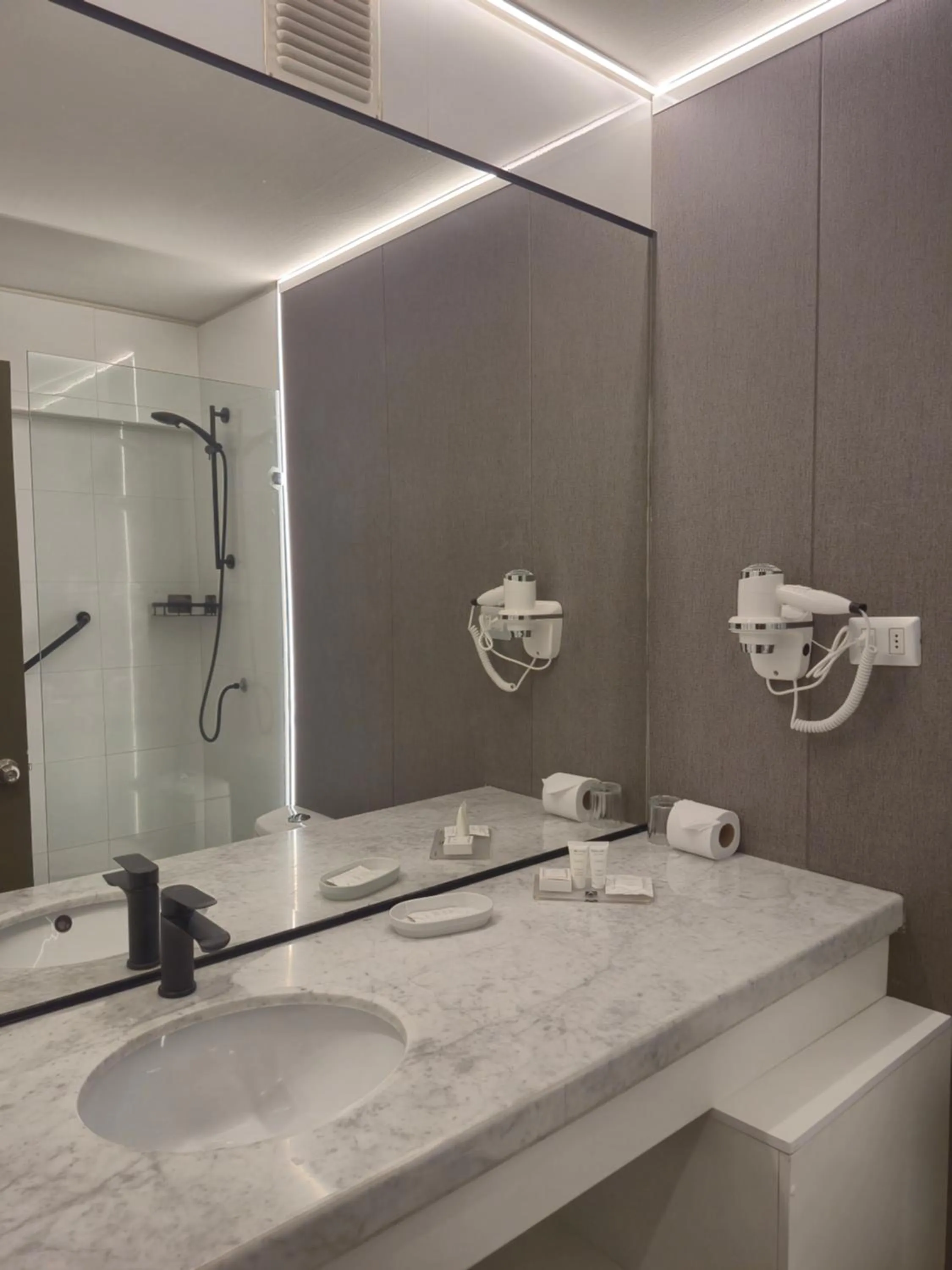 room service in Hotel Alborada