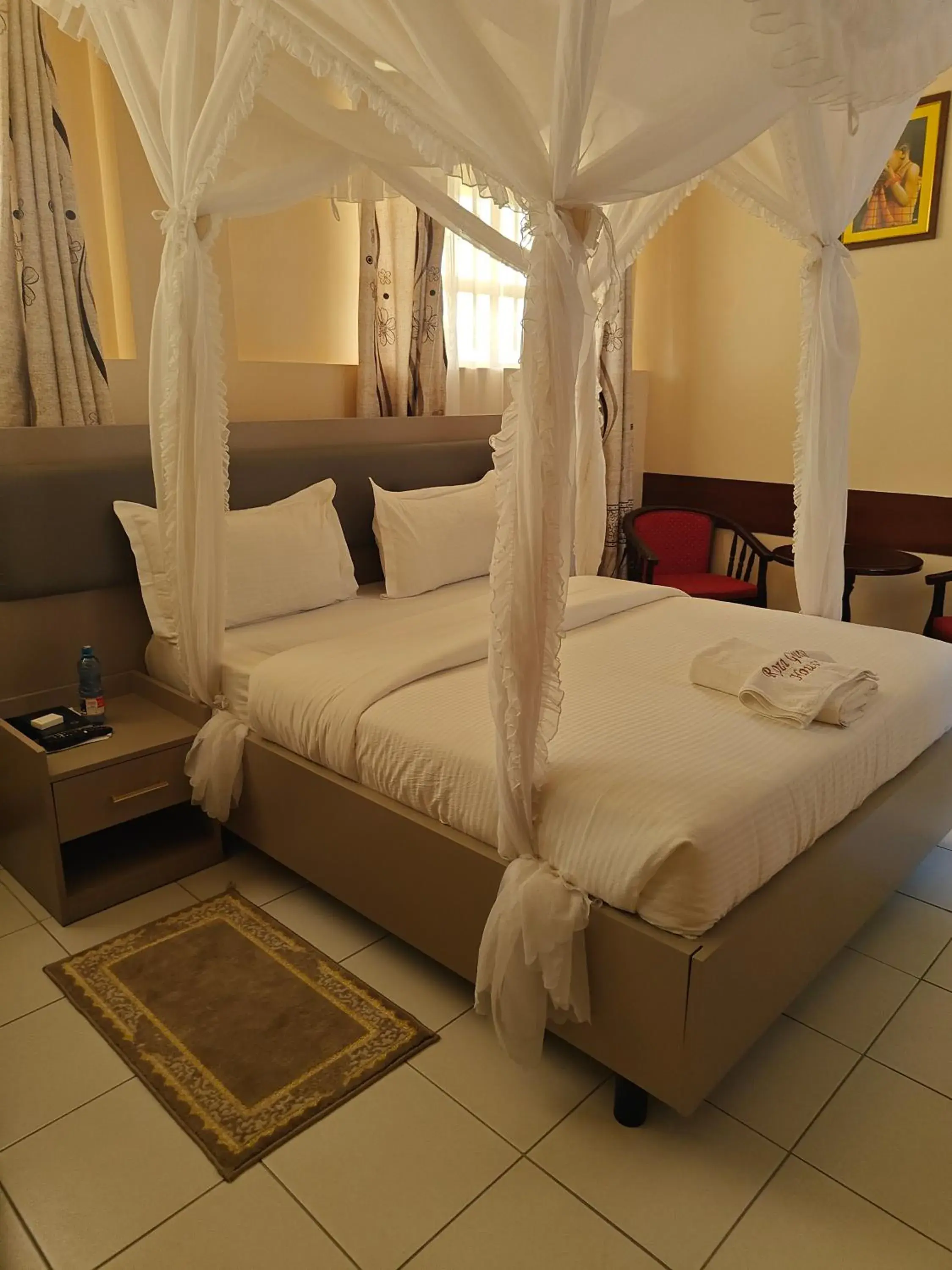Deluxe Room in Roza Guest House Deluxe Room in Roza Guest House