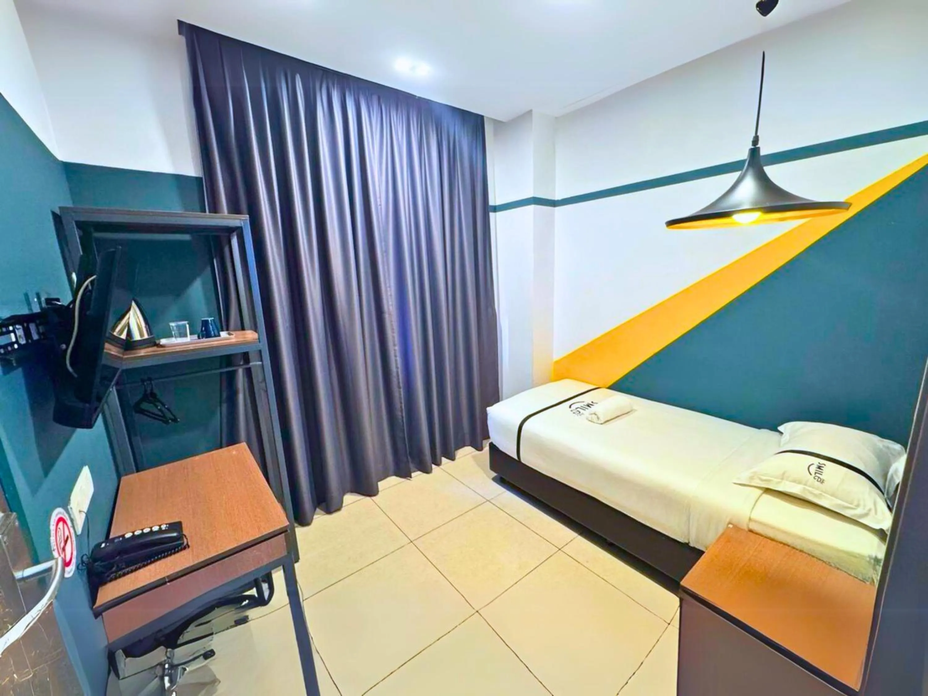 Bedroom, Bed in Smile Hotel Klang Bukit Tinggi