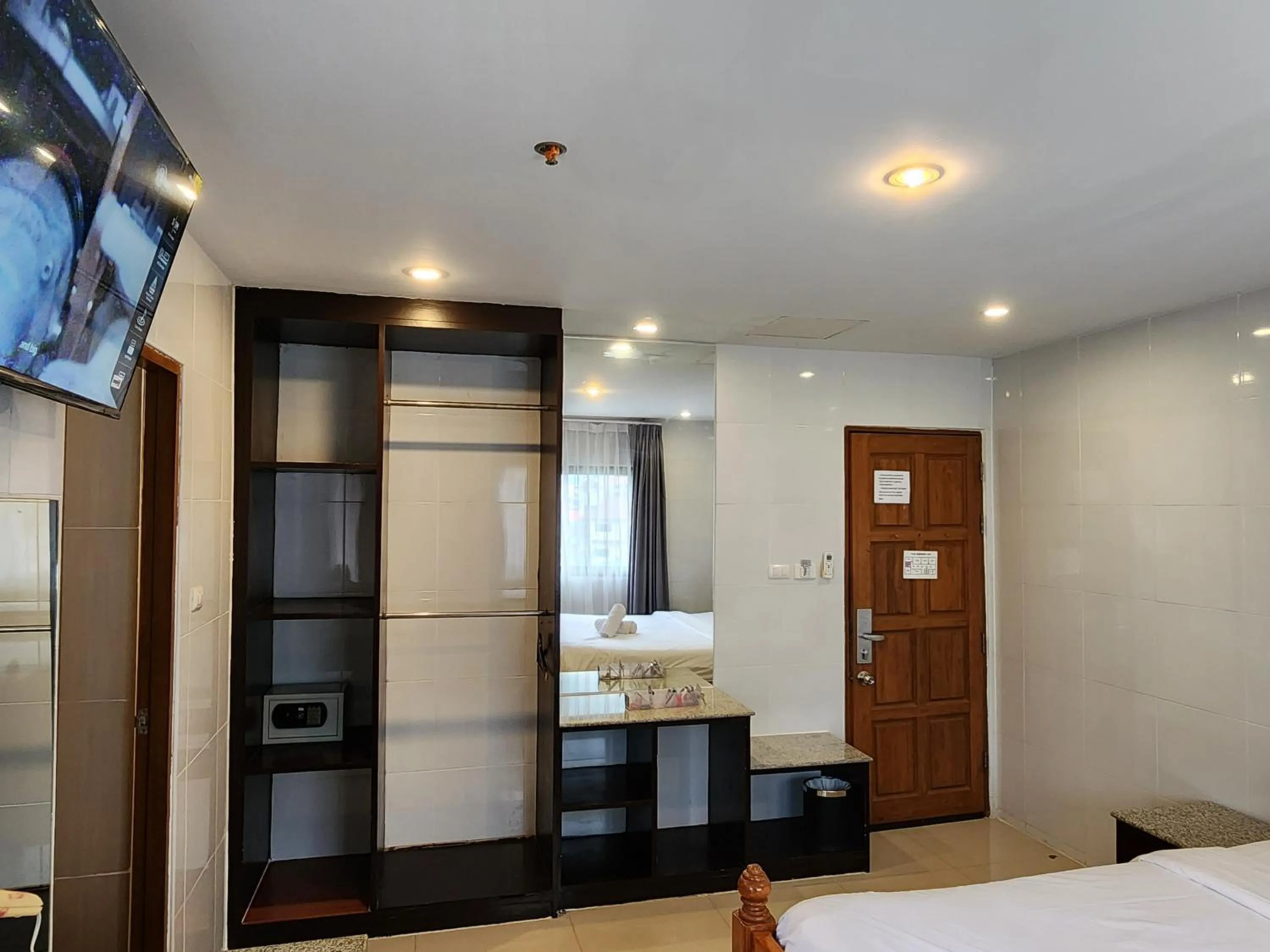 TV and multimedia, Bed in Patong Dynasty Royal Hotel