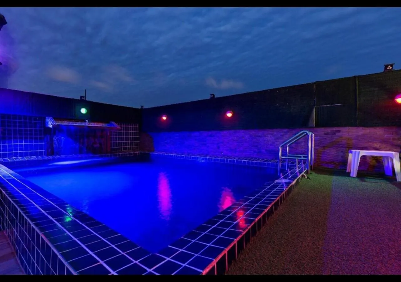 Night in Patong Dynasty Royal Hotel