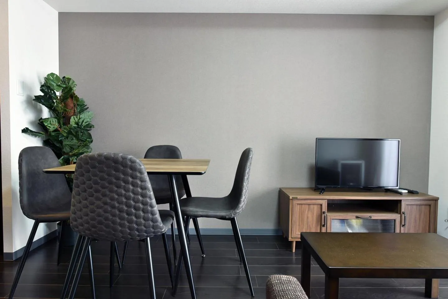 Dining area in Sun Court Hongodori Garden Hills