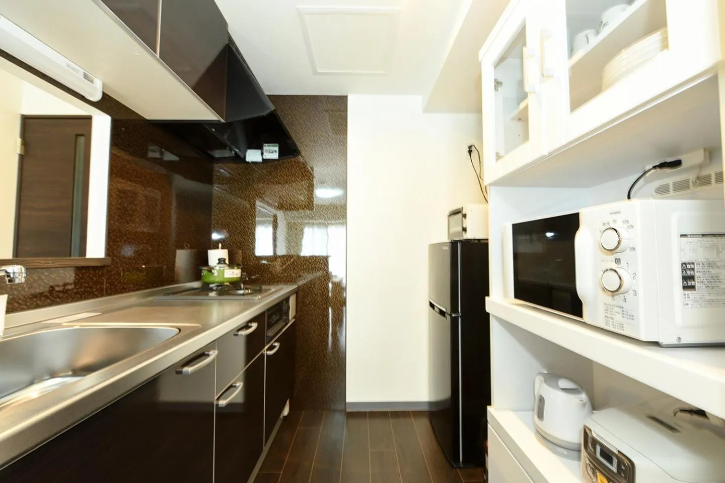 Kitchen or kitchenette in Sun Court Hongodori Garden Hills