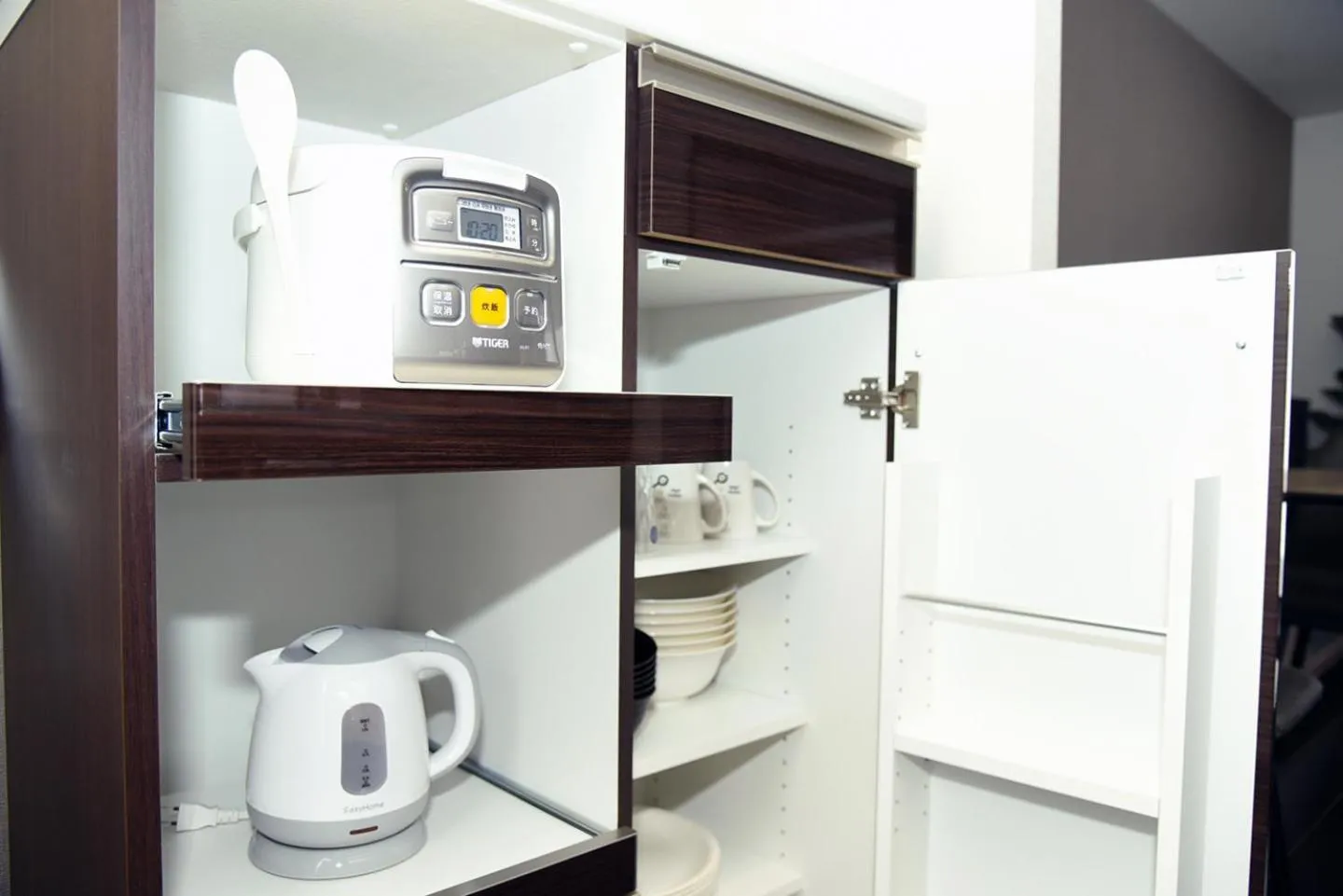 Coffee/tea facilities in Sun Court Hongodori Garden Hills