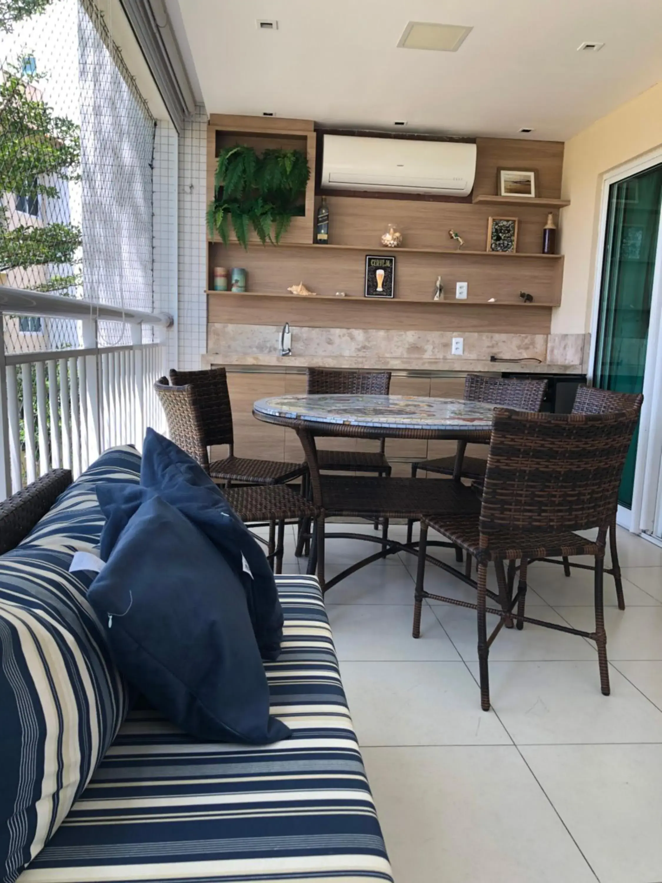 Apto de luxo no Golfville Ideal para família e home office Prox do Beach Park Apto de luxo no Golfville Ideal para família e home office Prox do Beach Park